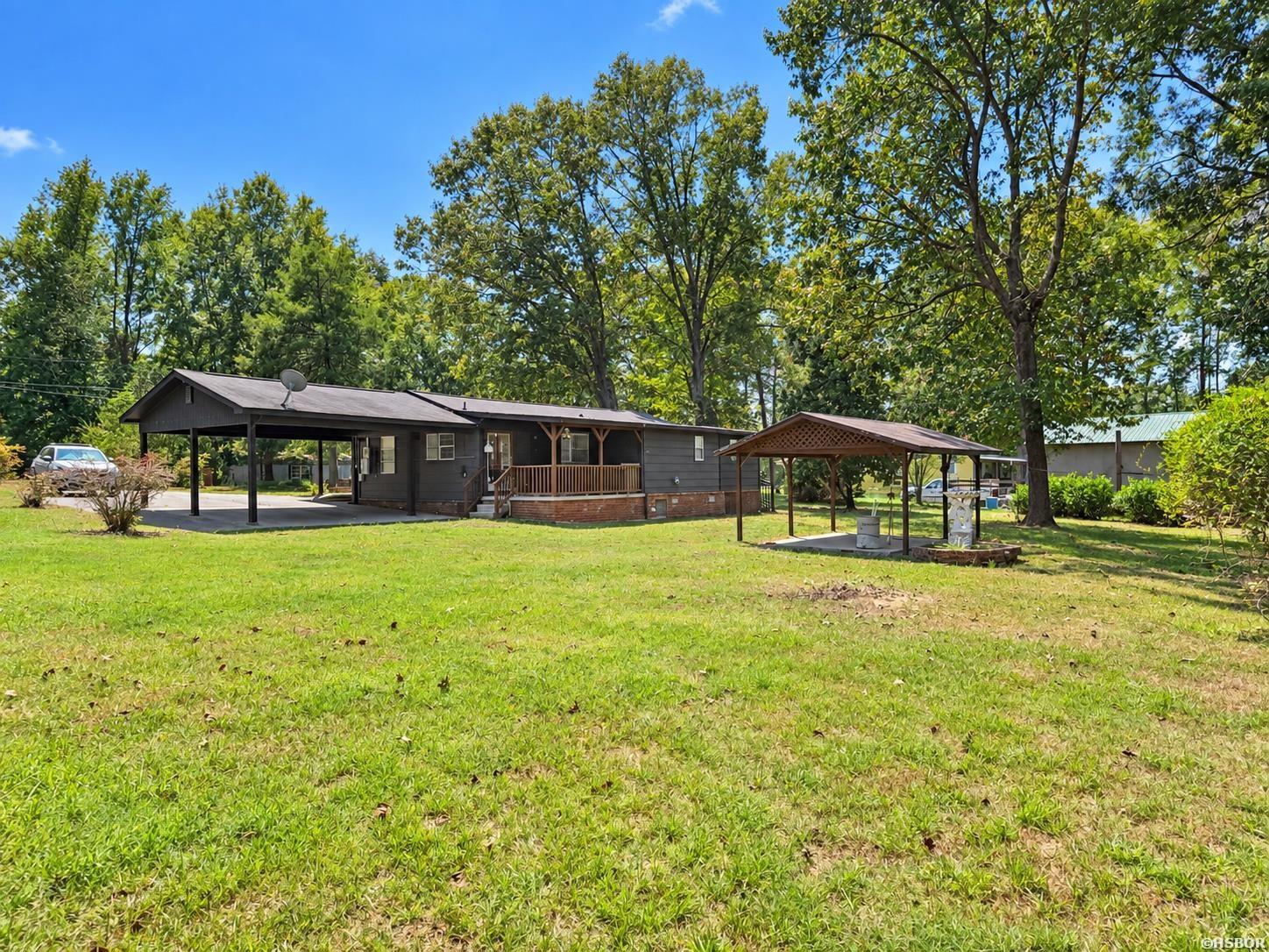 1902 Red Wagon Road Property Photo 2