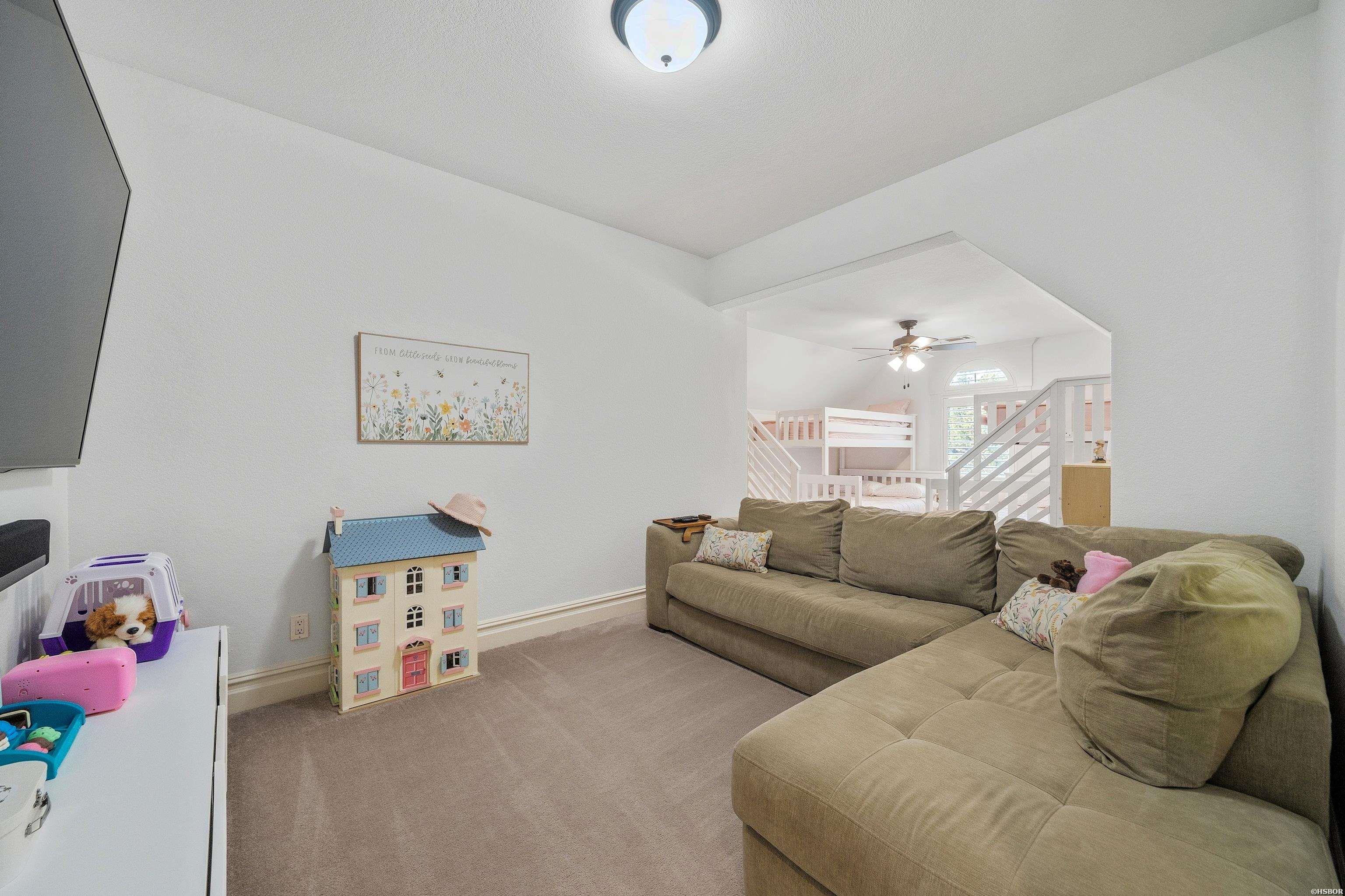 108 Shadow Oak Property Photo 46