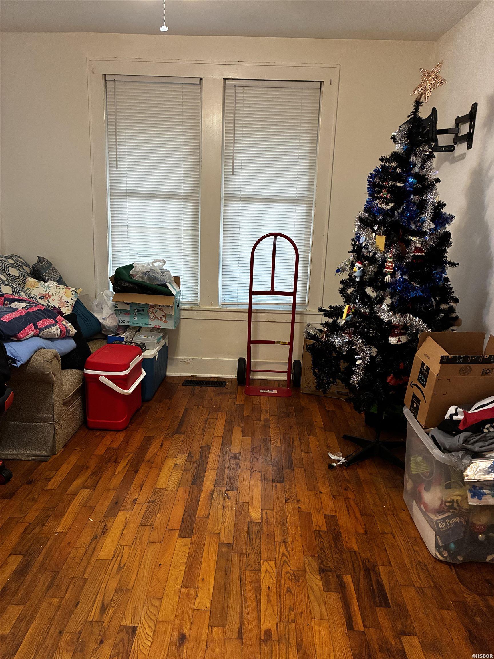 302 Alcorn Street Property Photo 15