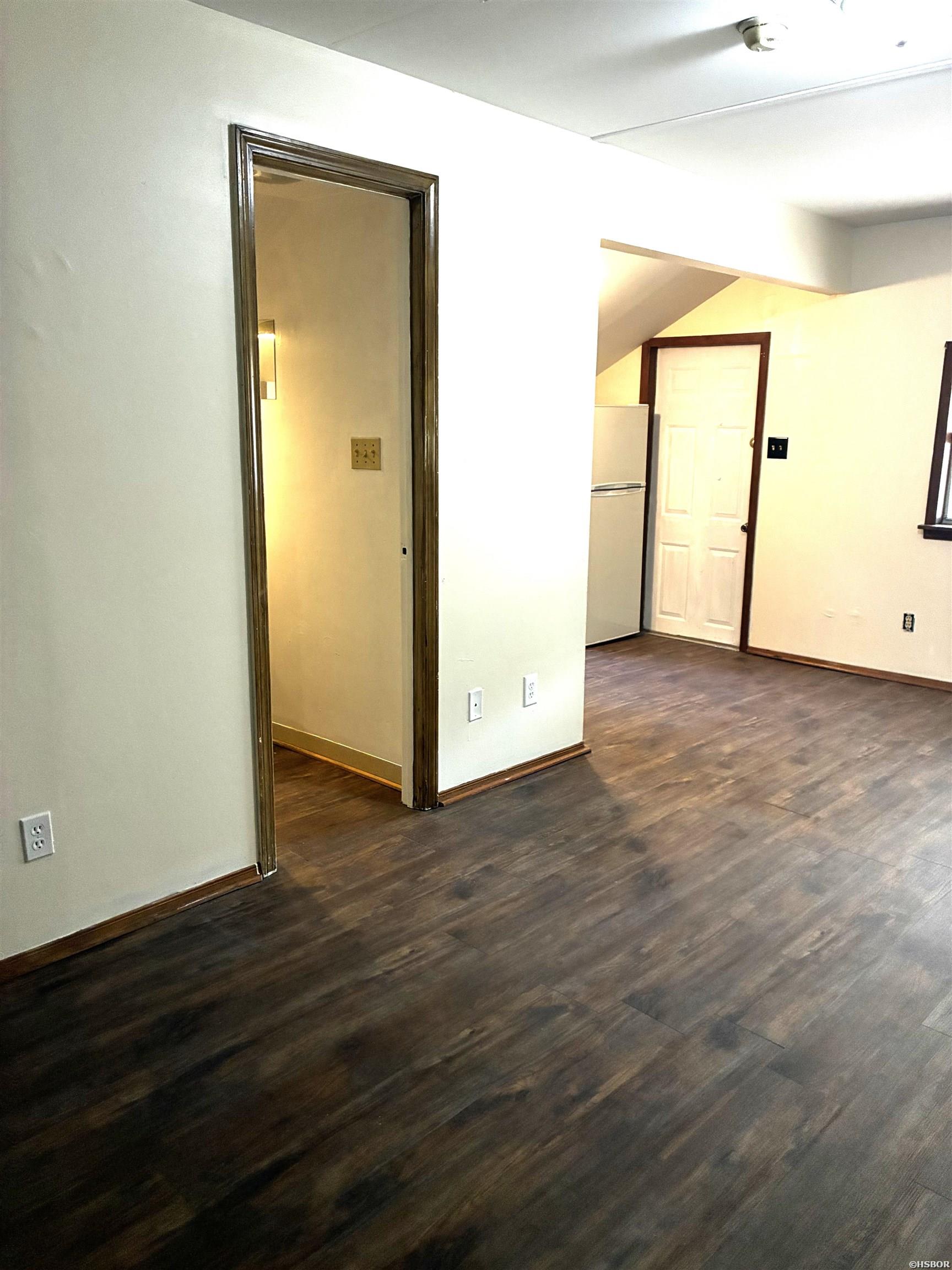 302 Alcorn Street Property Photo 22