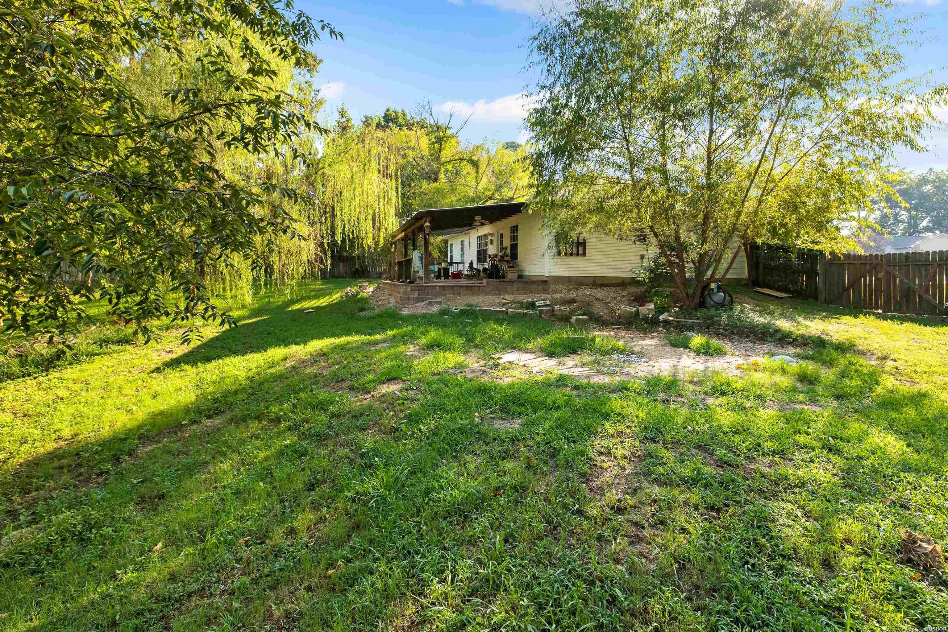 2816 Mount Vernon Drive Property Photo 8