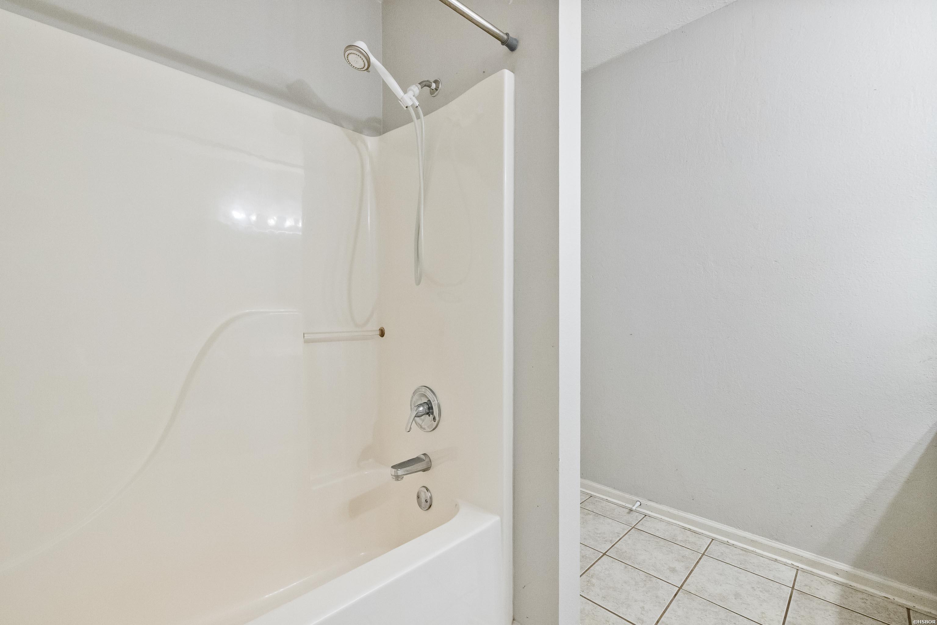 2816 Mount Vernon Drive Property Photo 11