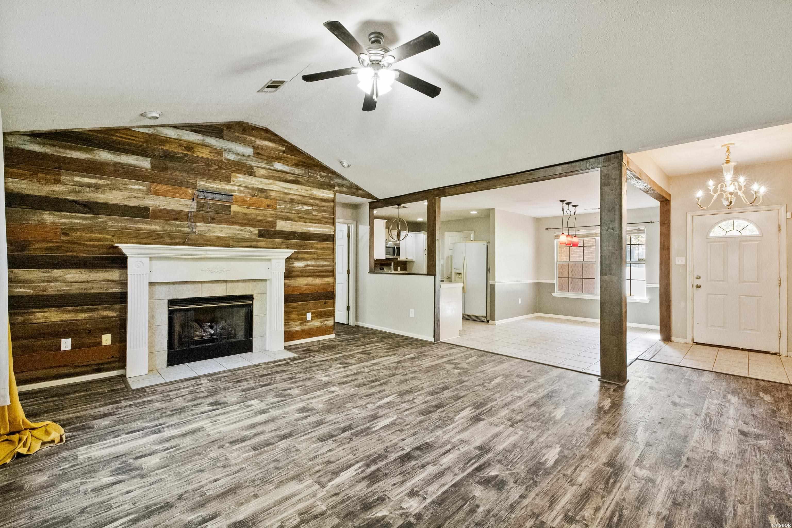 2816 Mount Vernon Drive Property Photo 13