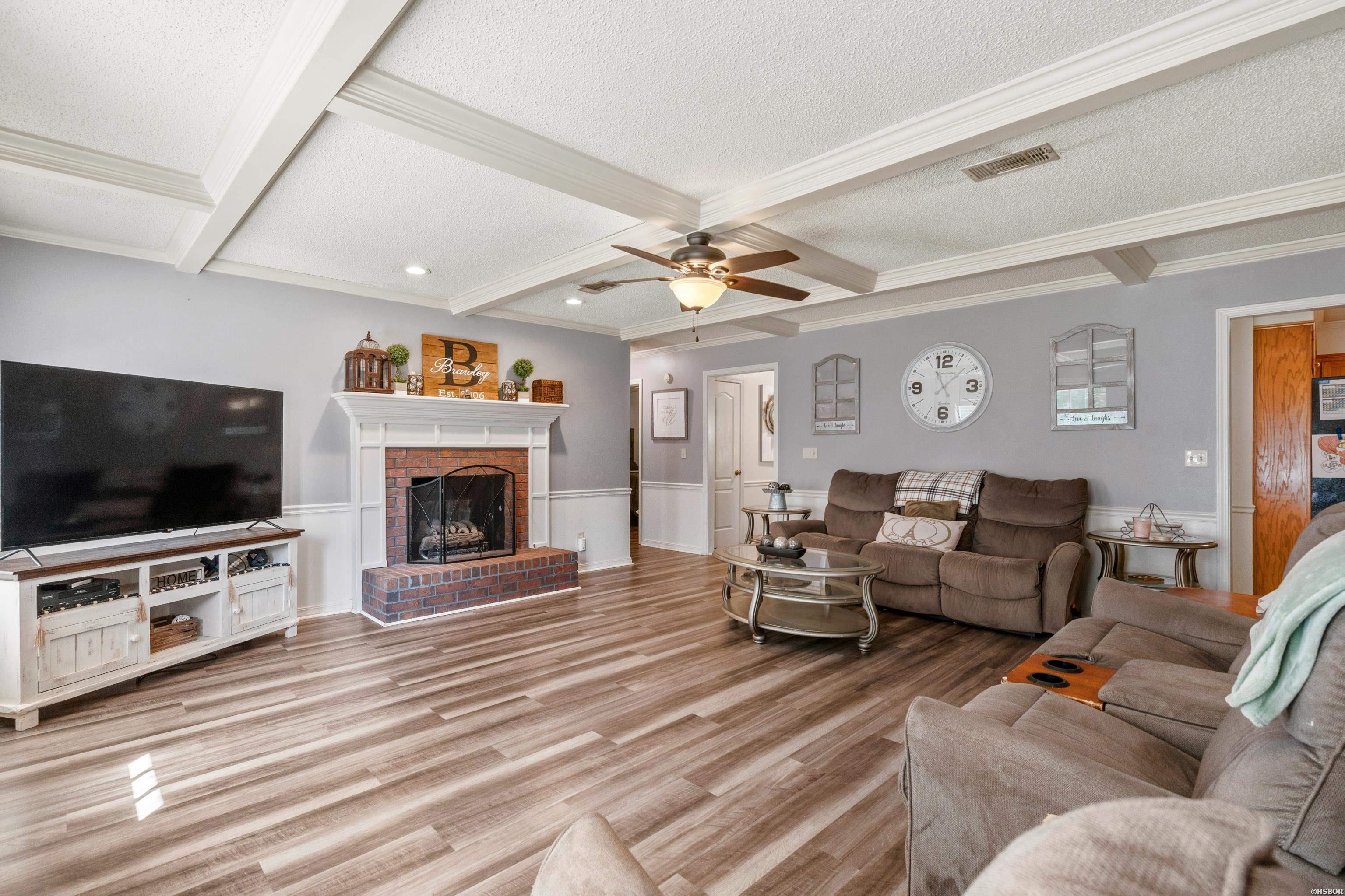 11 Edgewood Drive Property Photo 17