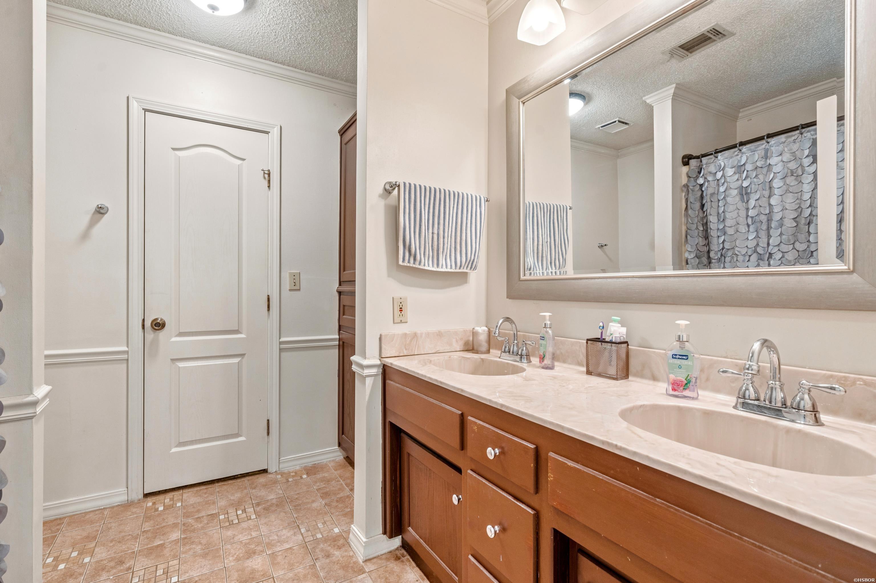 11 Edgewood Drive Property Photo 33