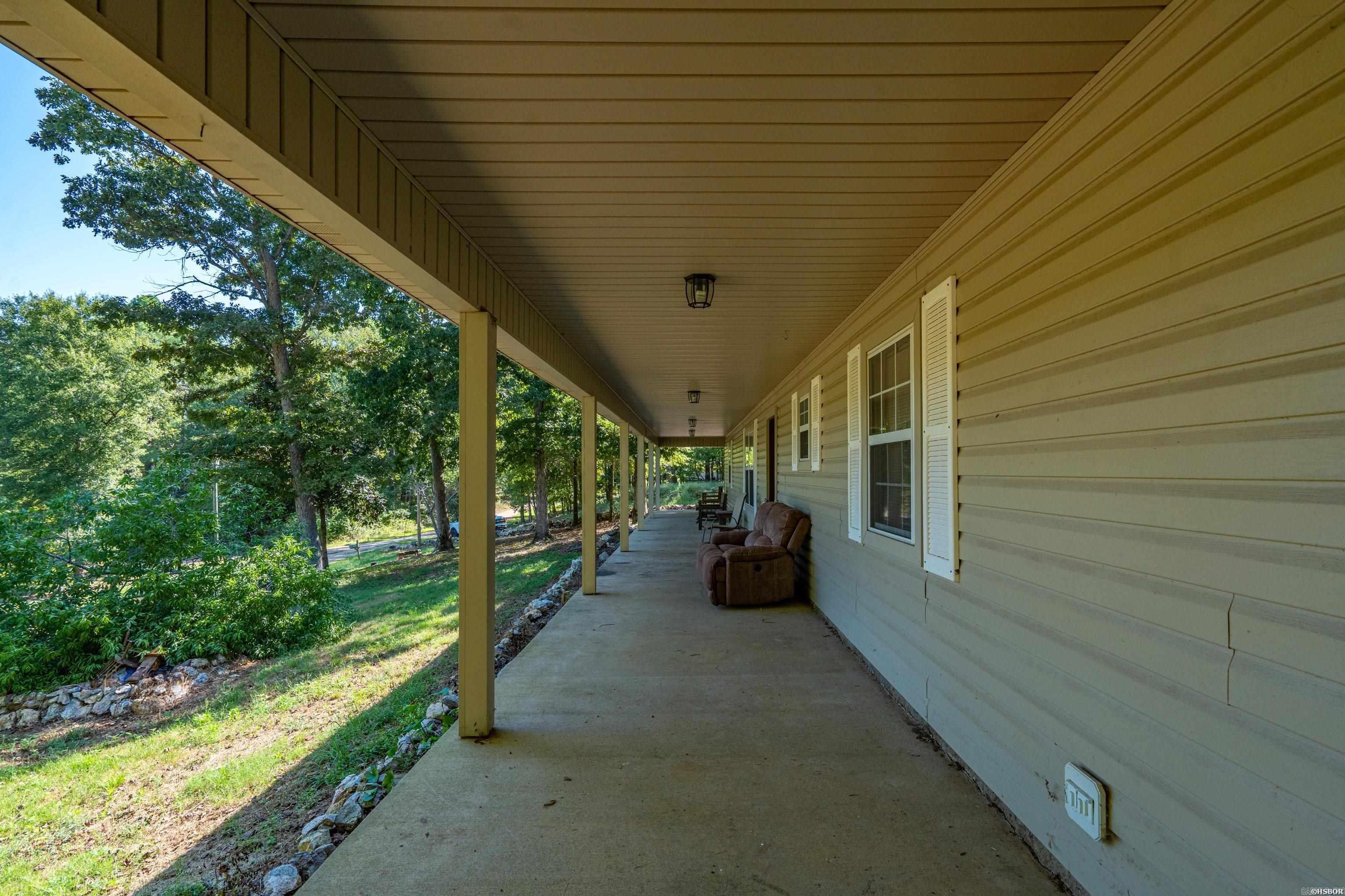 219 Oak Valley Drive Property Photo 4