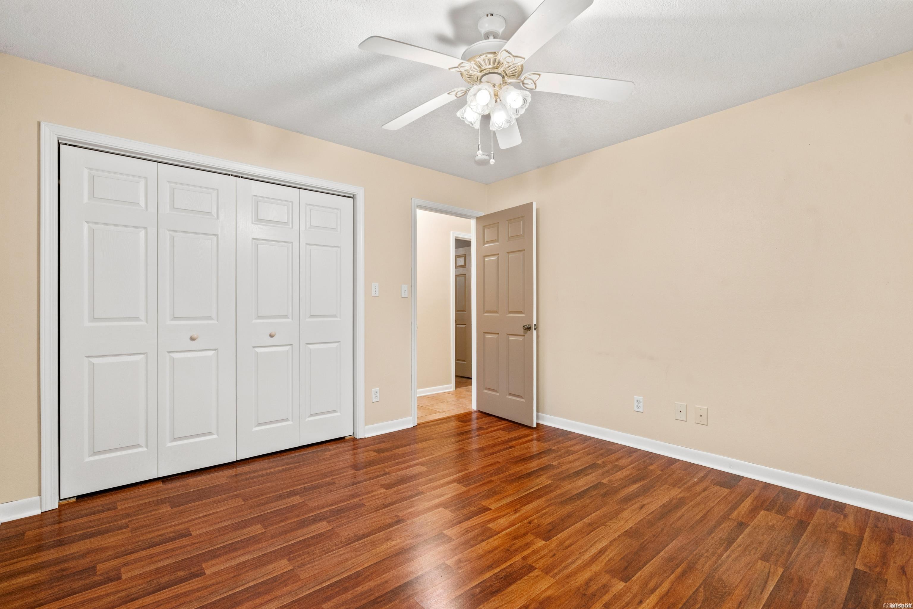 219 Oak Valley Drive Property Photo 24