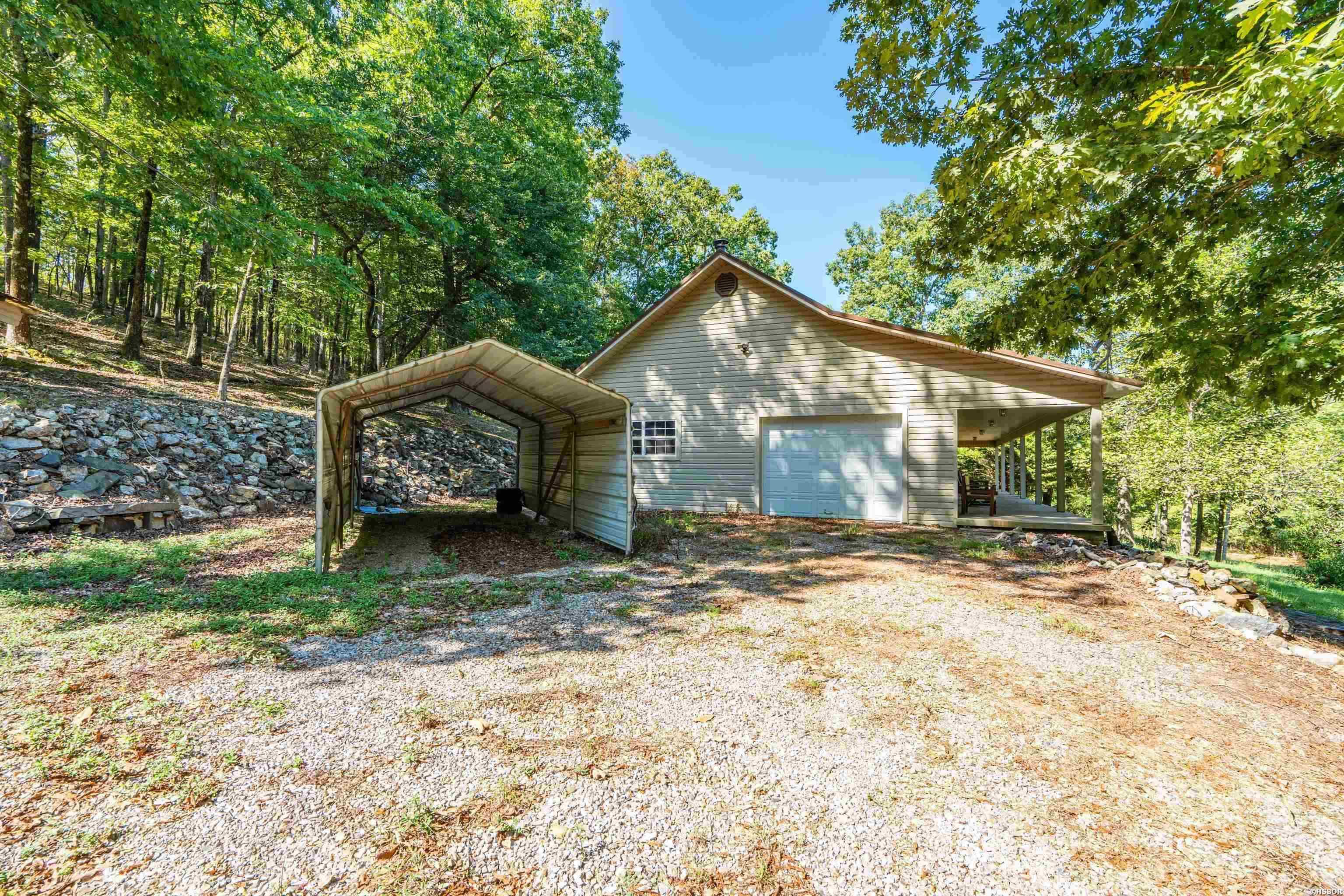 219 Oak Valley Drive Property Photo 32