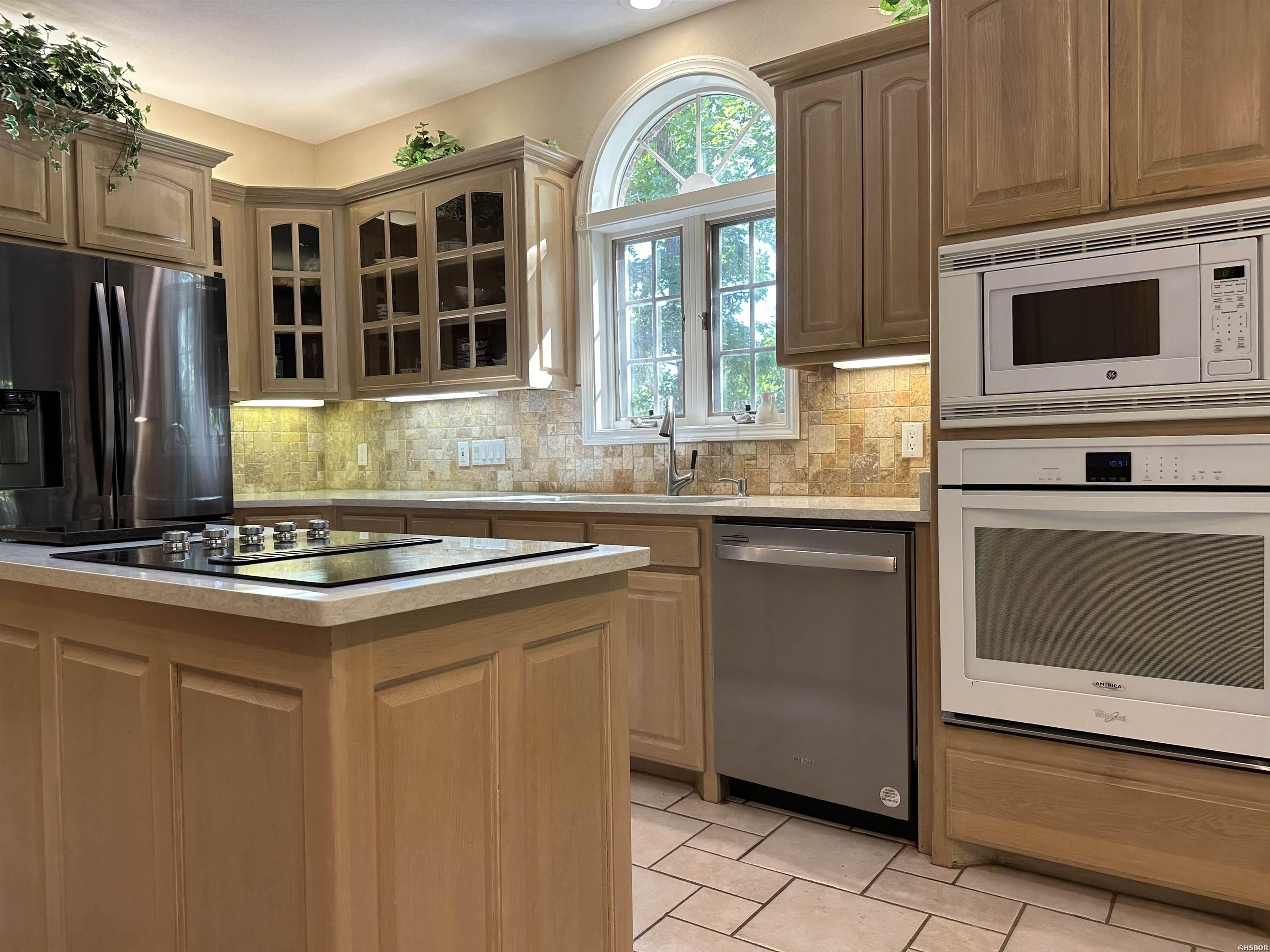 6 Cabrillear Lane Property Photo 6