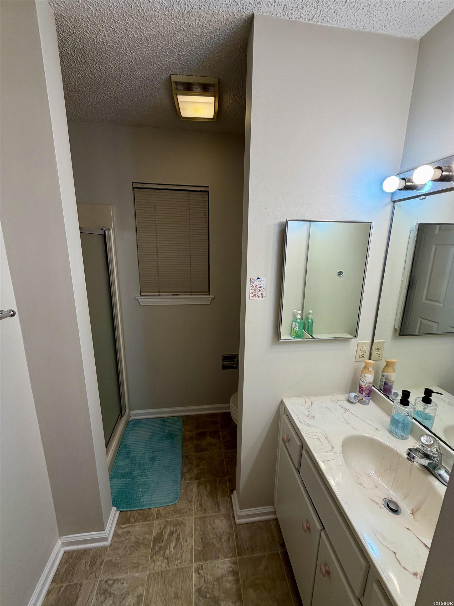 1013 Woodlawn Avenue Property Photo 7
