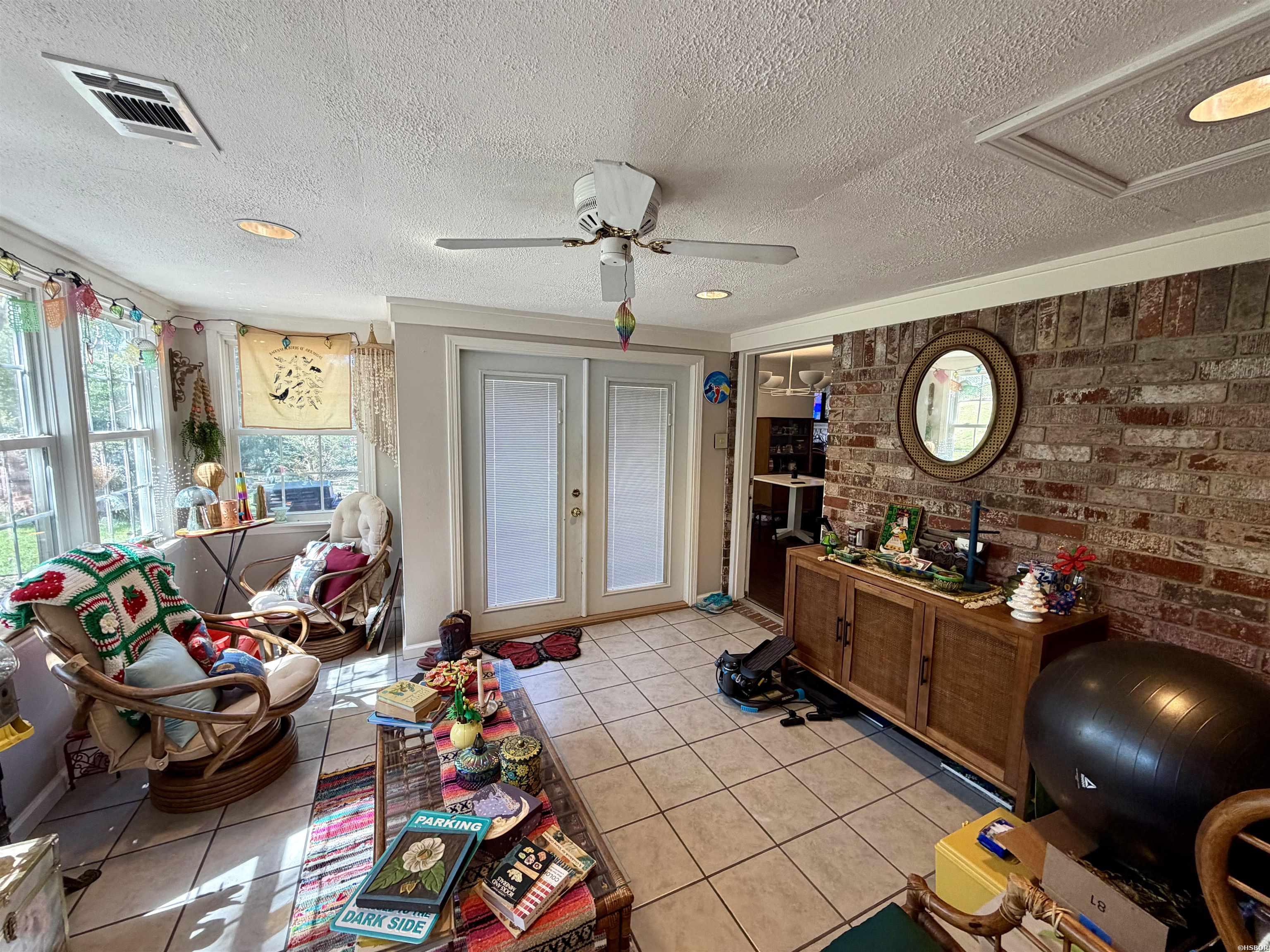 1013 Woodlawn Avenue Property Photo 11
