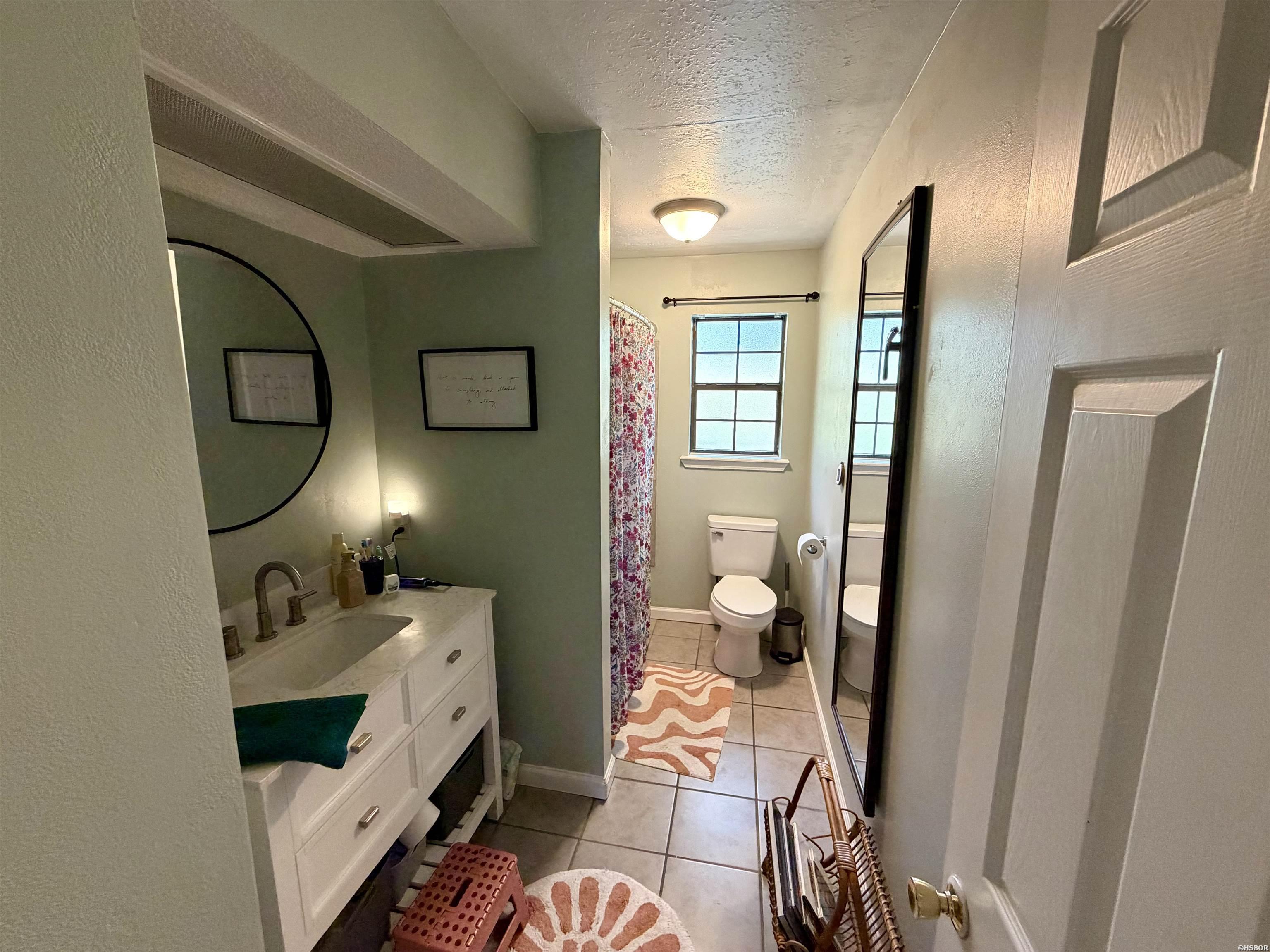 1013 Woodlawn Avenue Property Photo 13