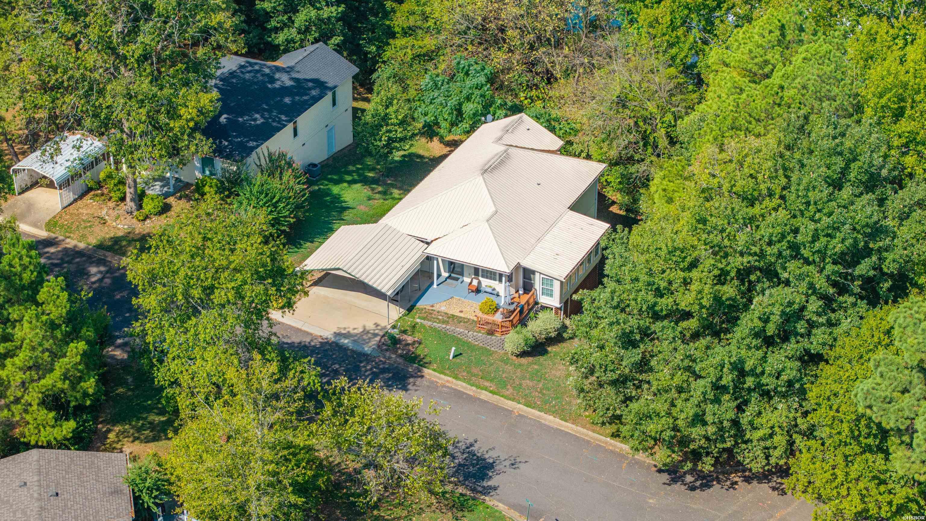 111 Latricia Street Property Photo 4