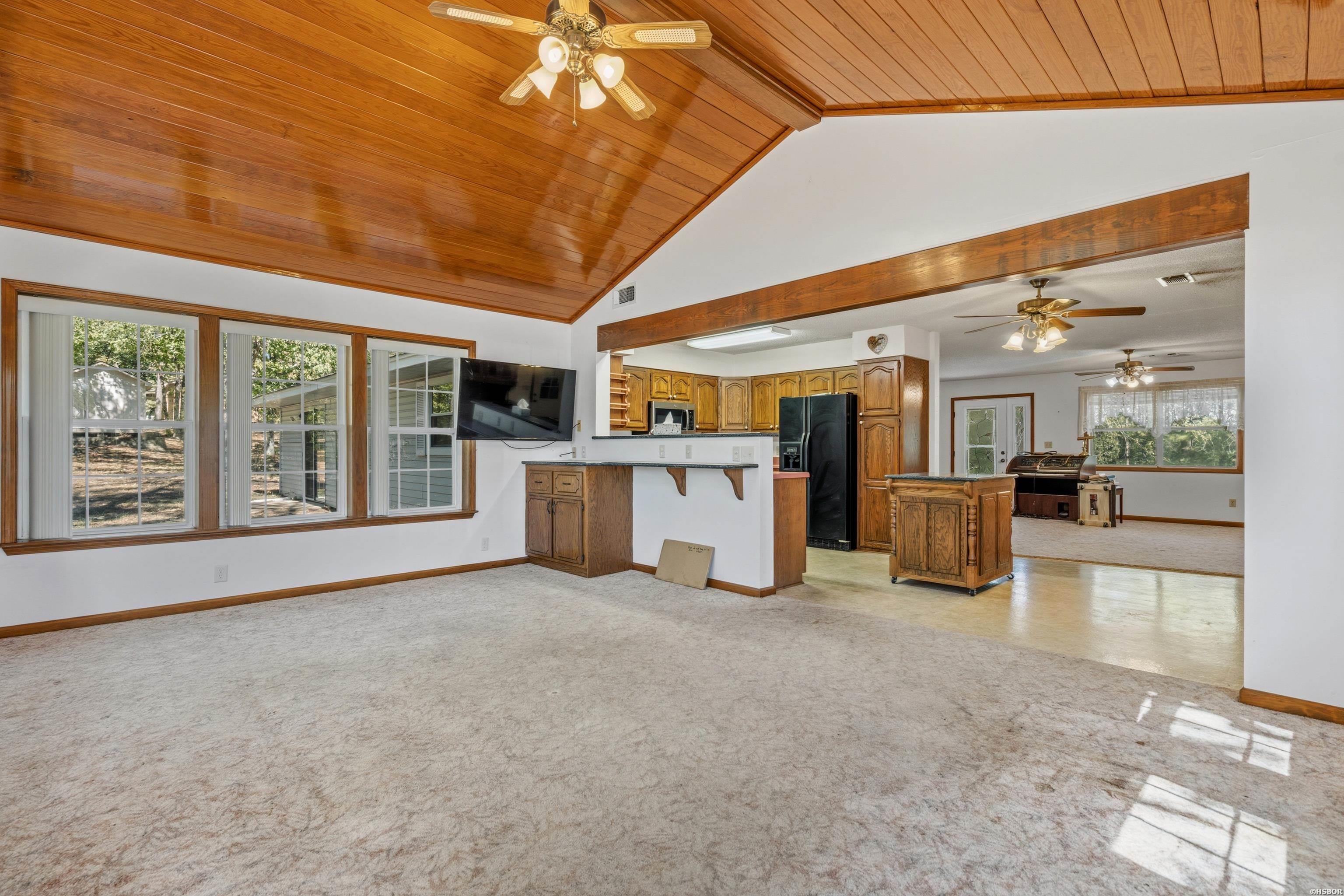 240 Casey Property Photo 12
