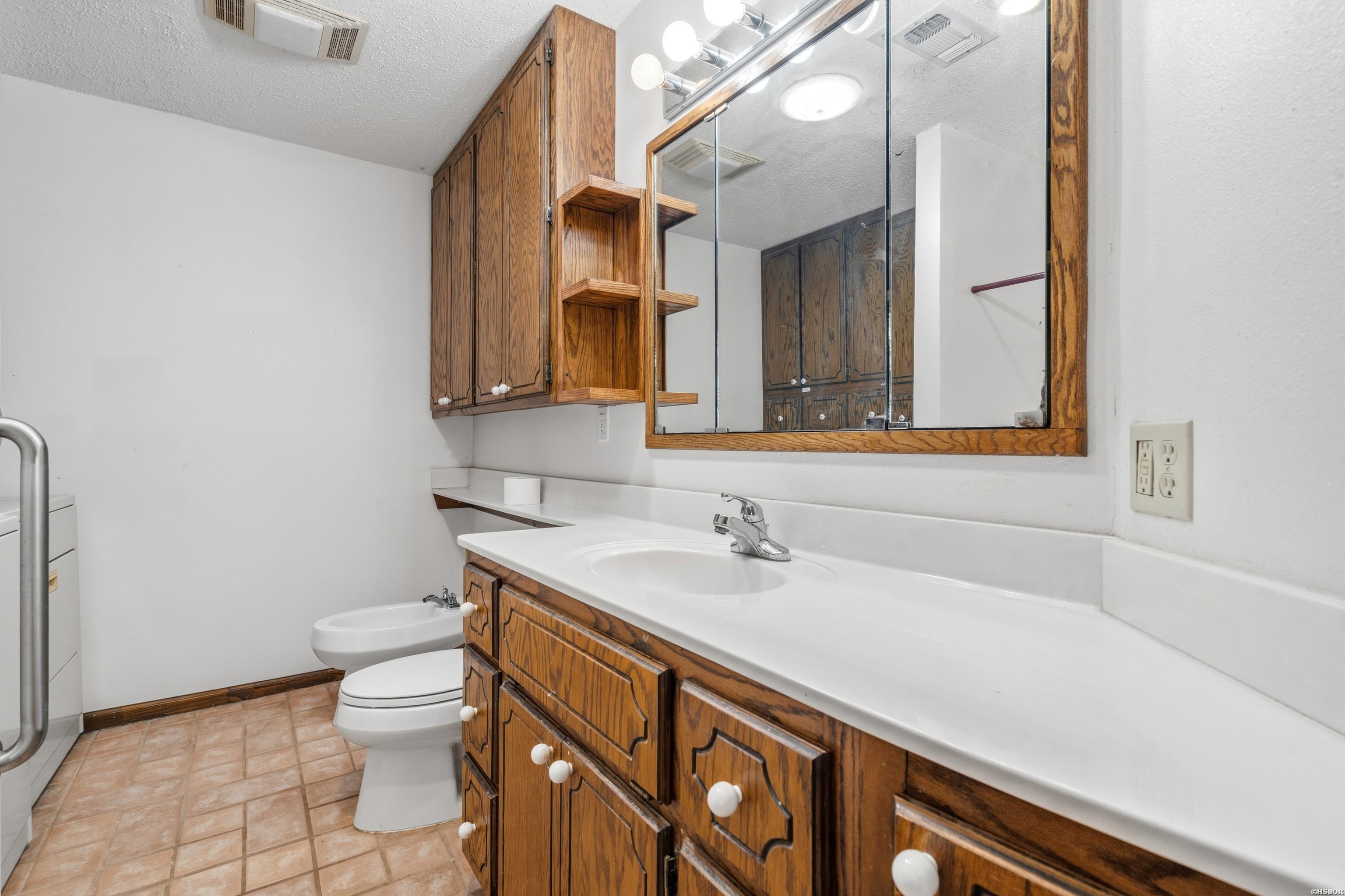 240 Casey Property Photo 25