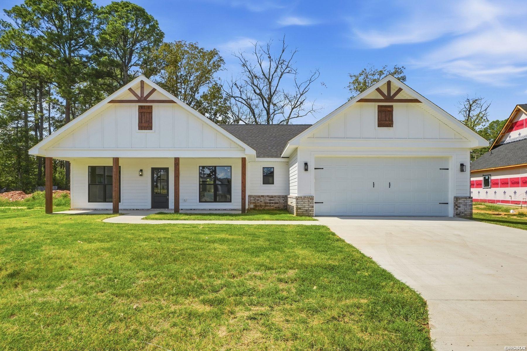 118 RIVERSTONE Loop Property Photo 1