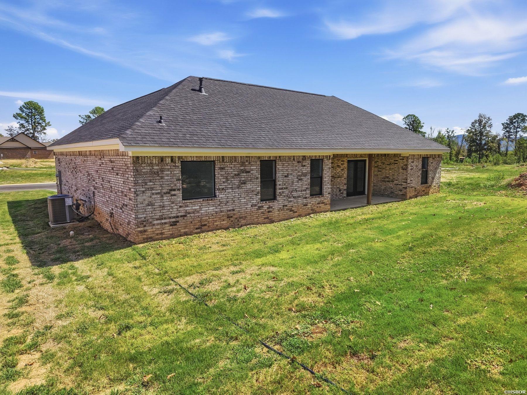 118 Riverstone Loop Property Photo 44