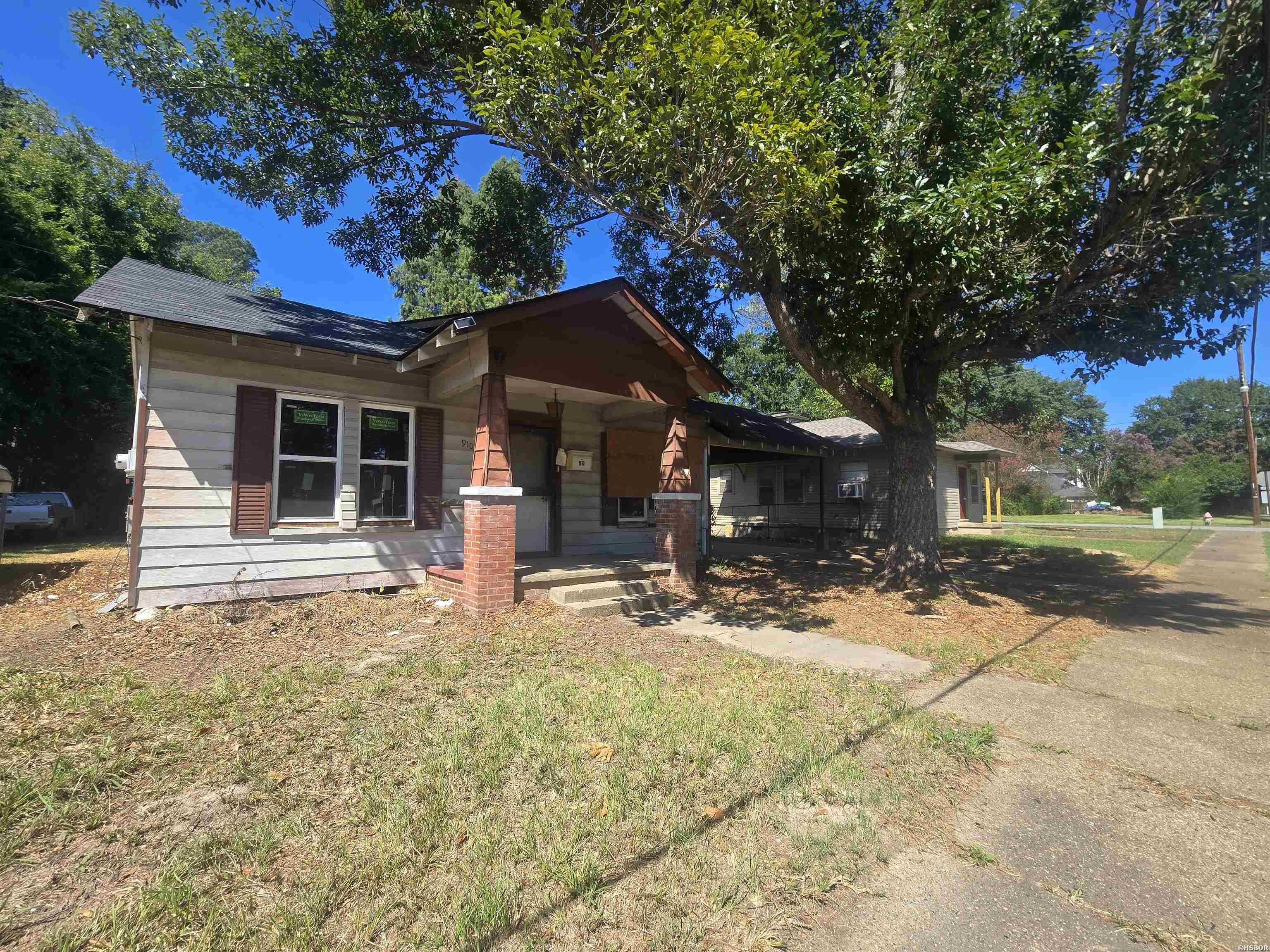 910 Keith Street Property Photo 3