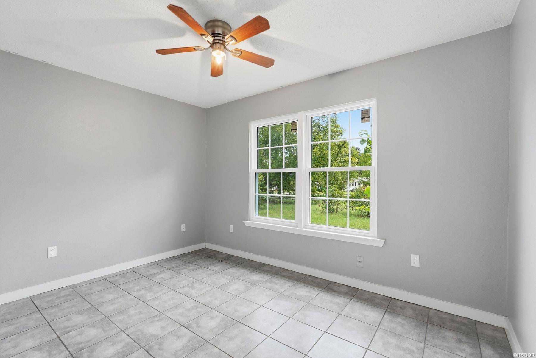 1424 Lockhart Street Property Photo 17