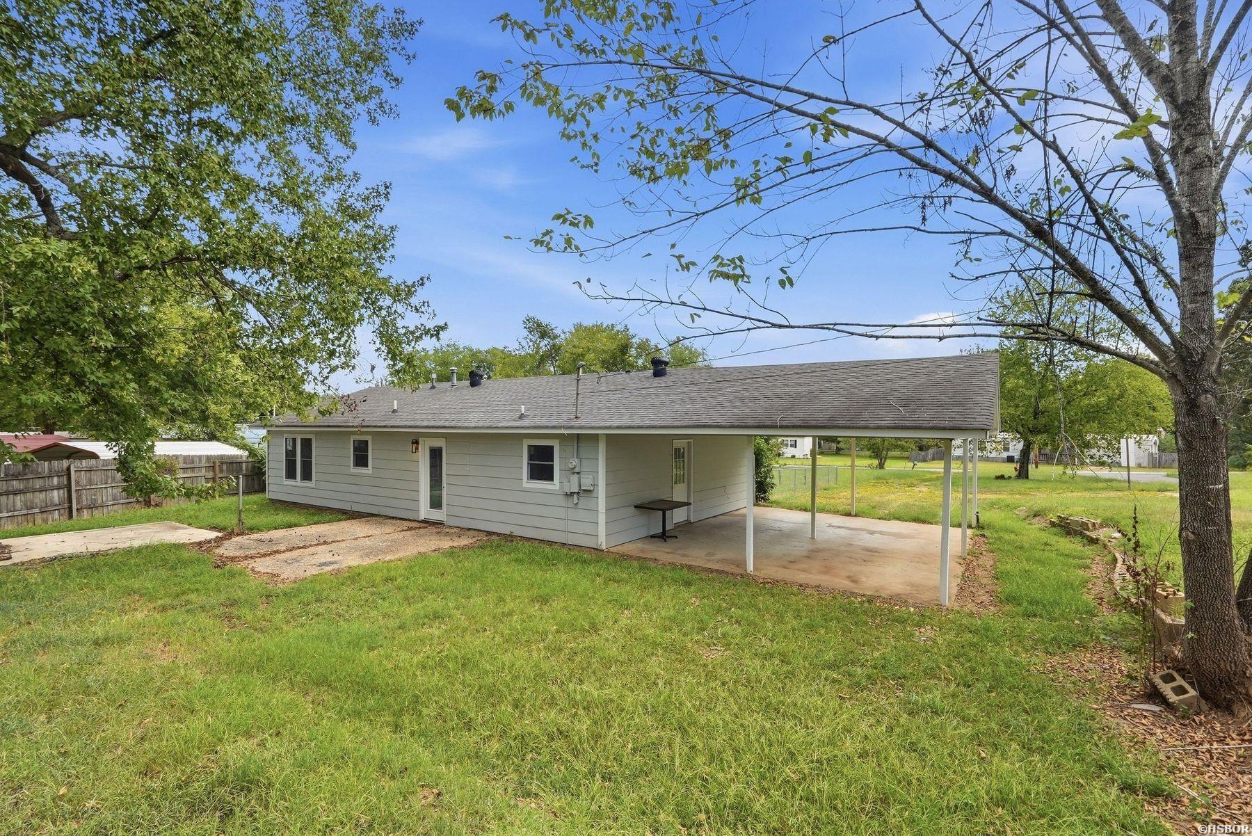 1424 Lockhart Street Property Photo 29