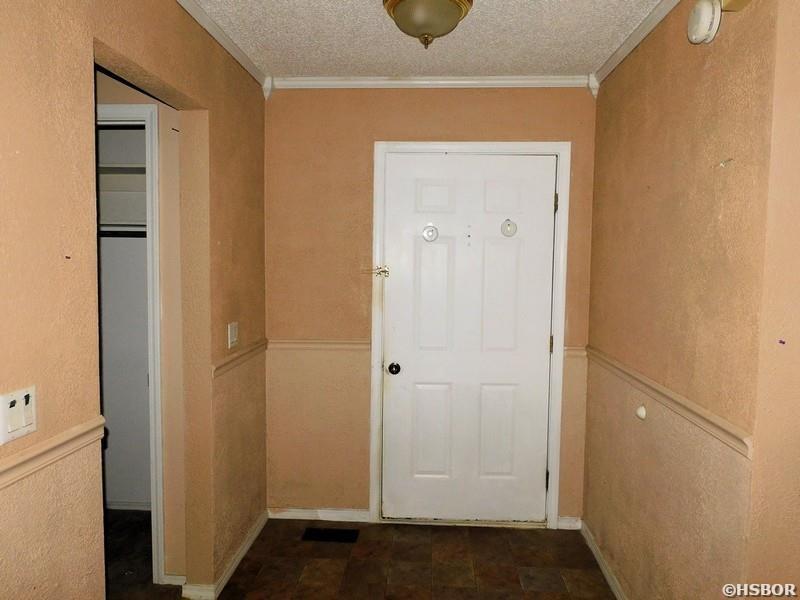 11 La Mancha Circle Property Photo 8