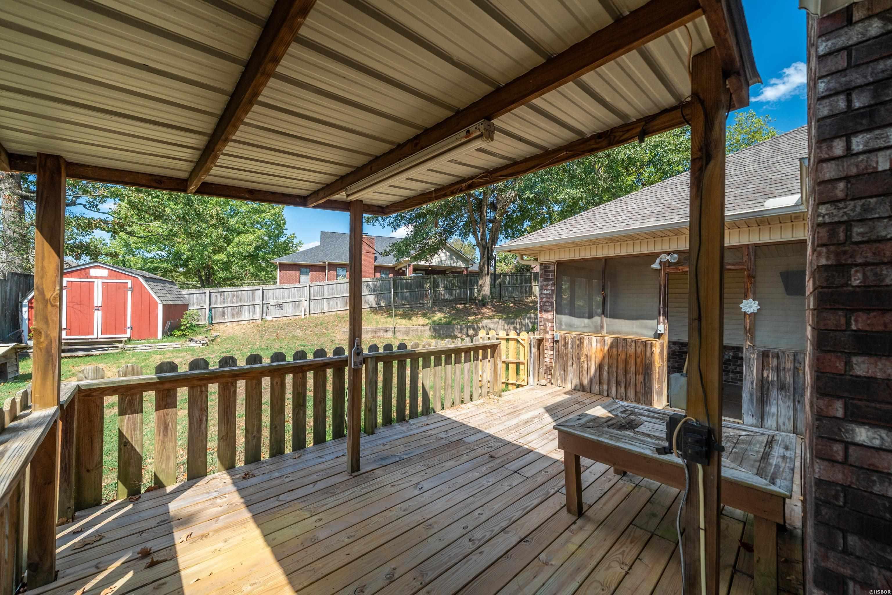 115 Gregory Place Property Photo 43