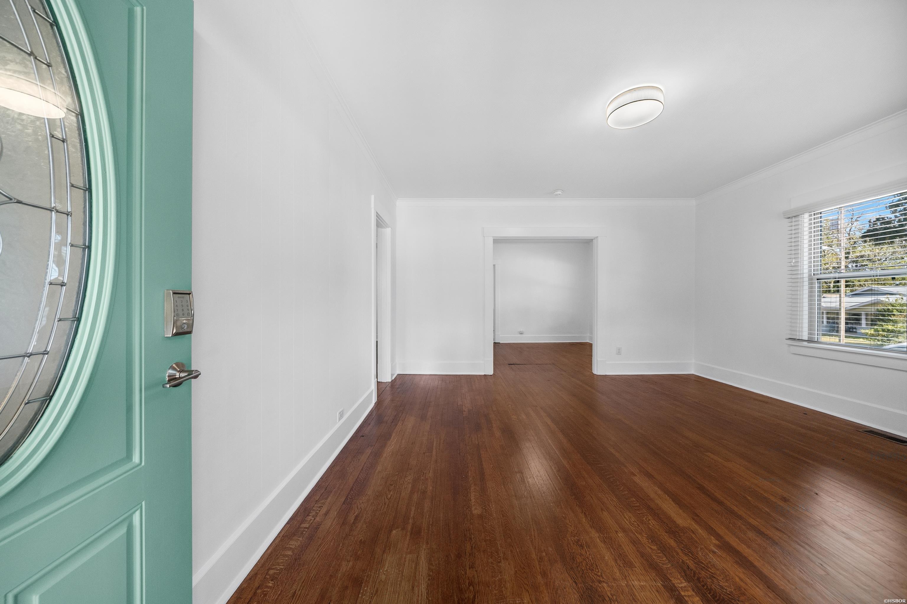 211 Sixth Street Property Photo 5