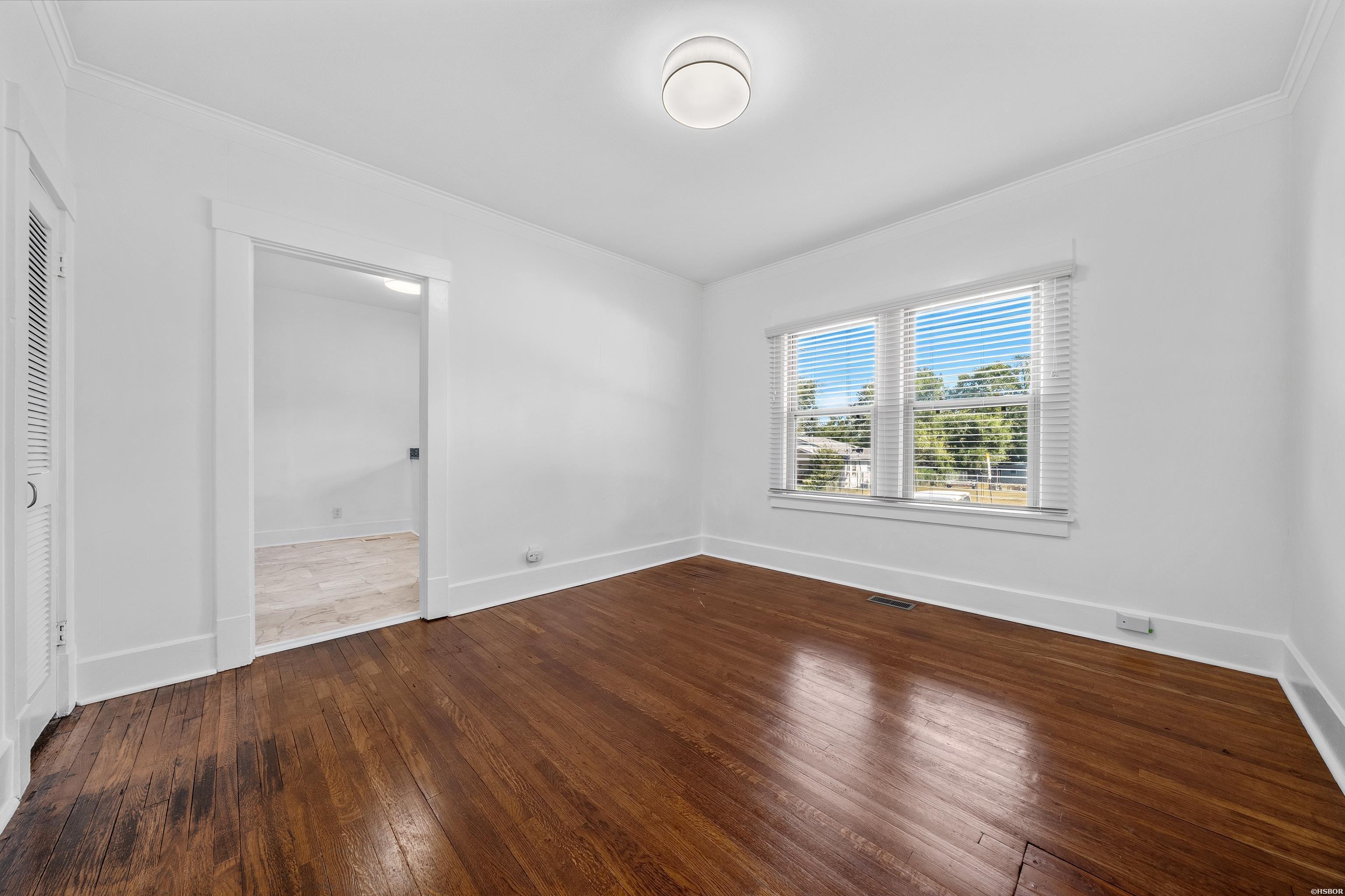 211 Sixth Street Property Photo 11