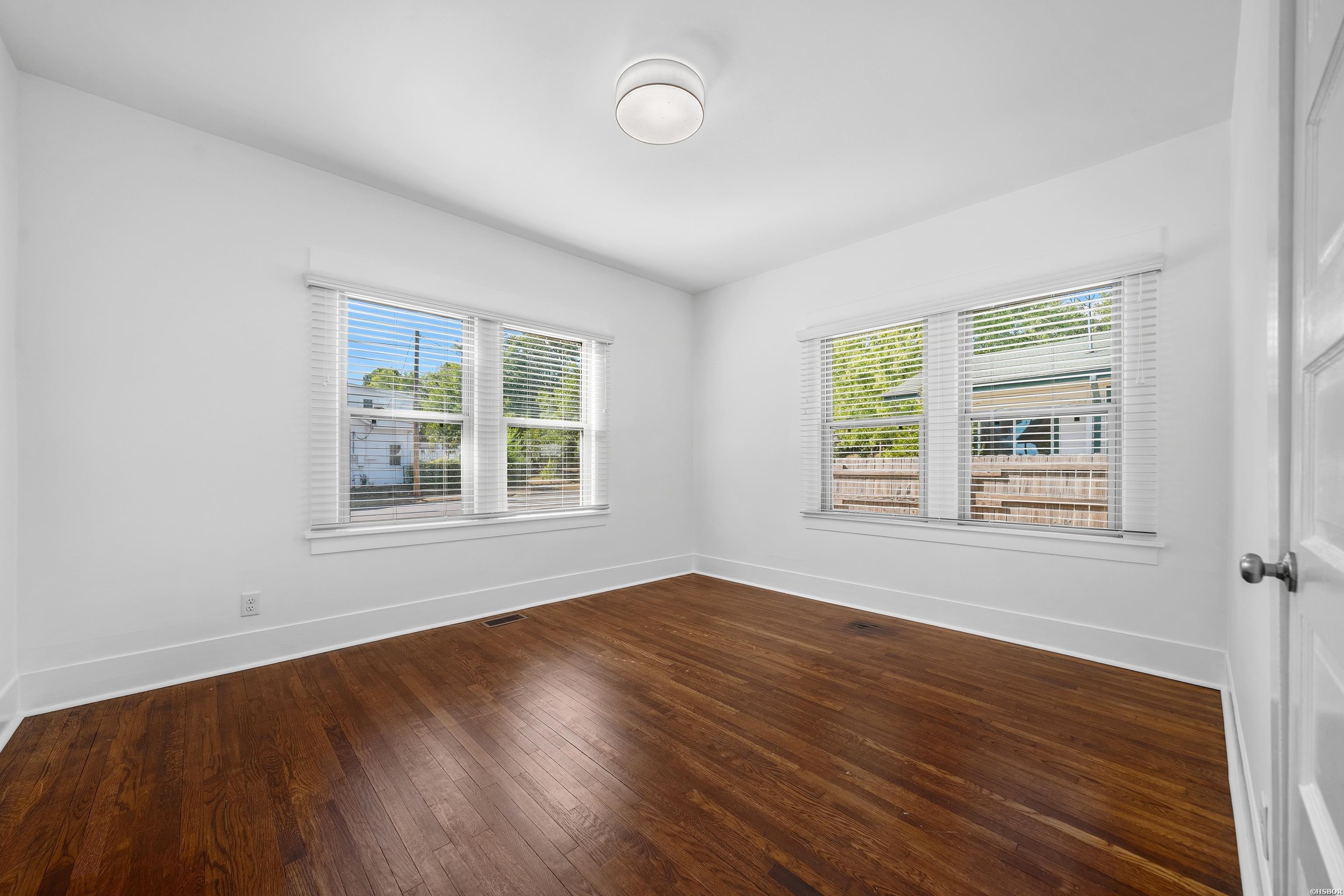 211 Sixth Street Property Photo 13