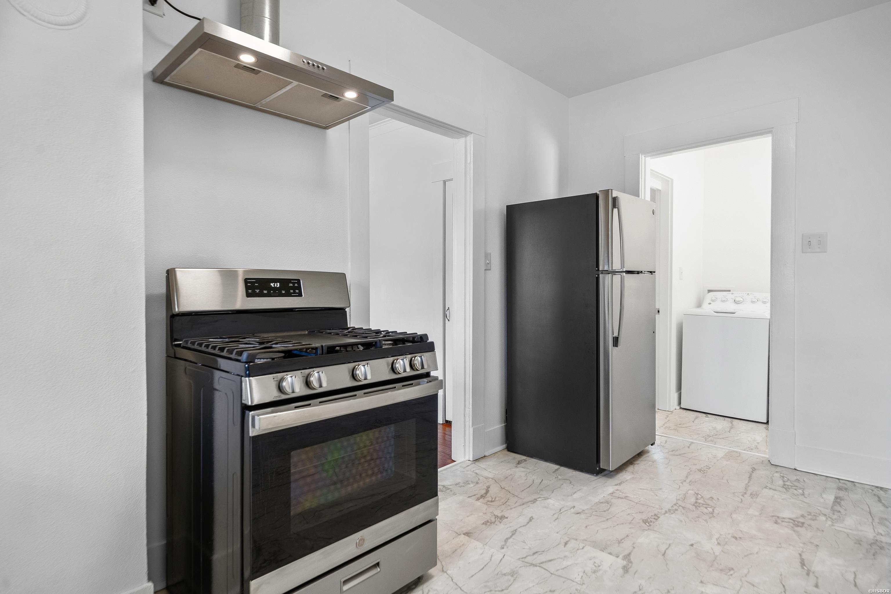 211 Sixth Street Property Photo 20