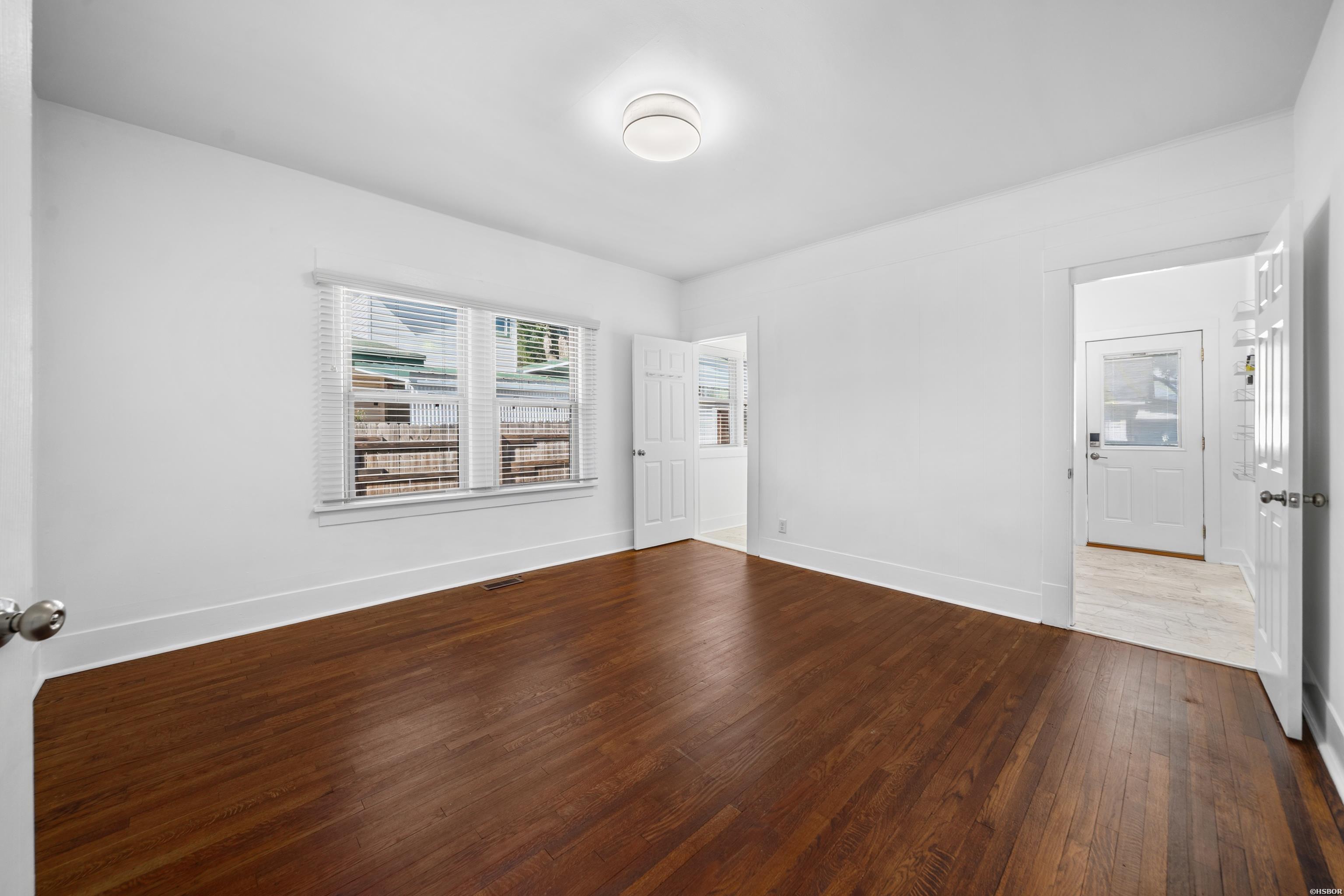 211 Sixth Street Property Photo 25