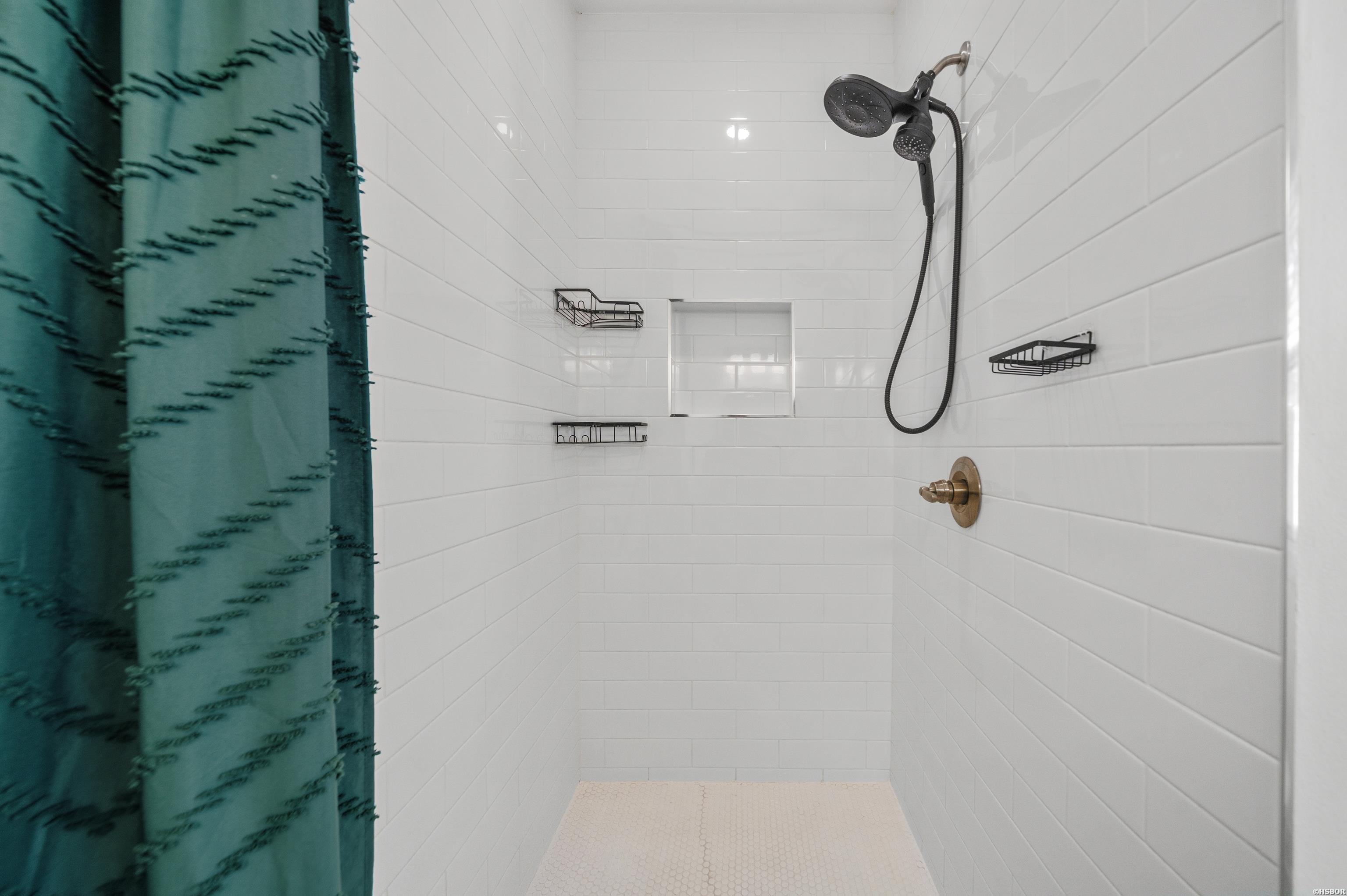 211 Sixth Street Property Photo 29