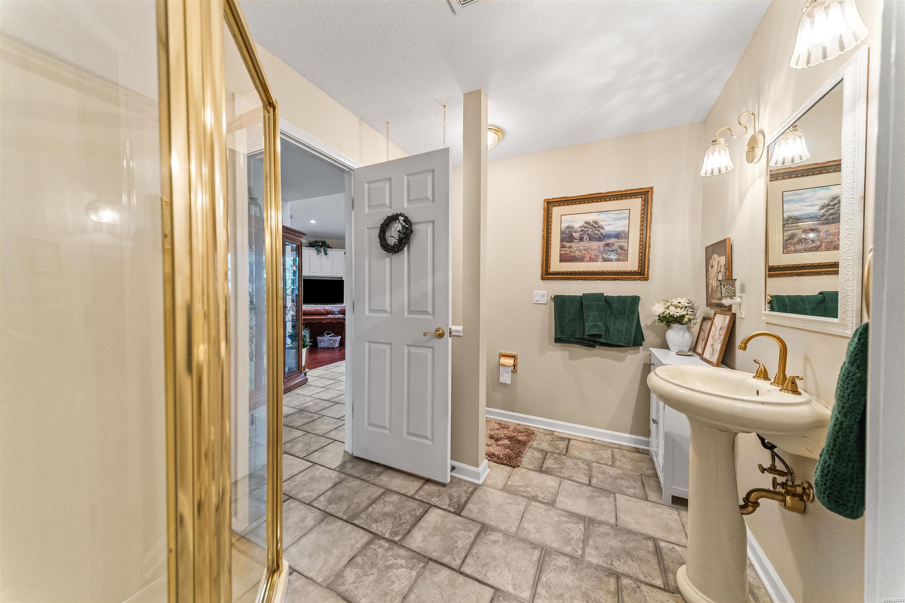 1 Mesero Place Property Photo 16
