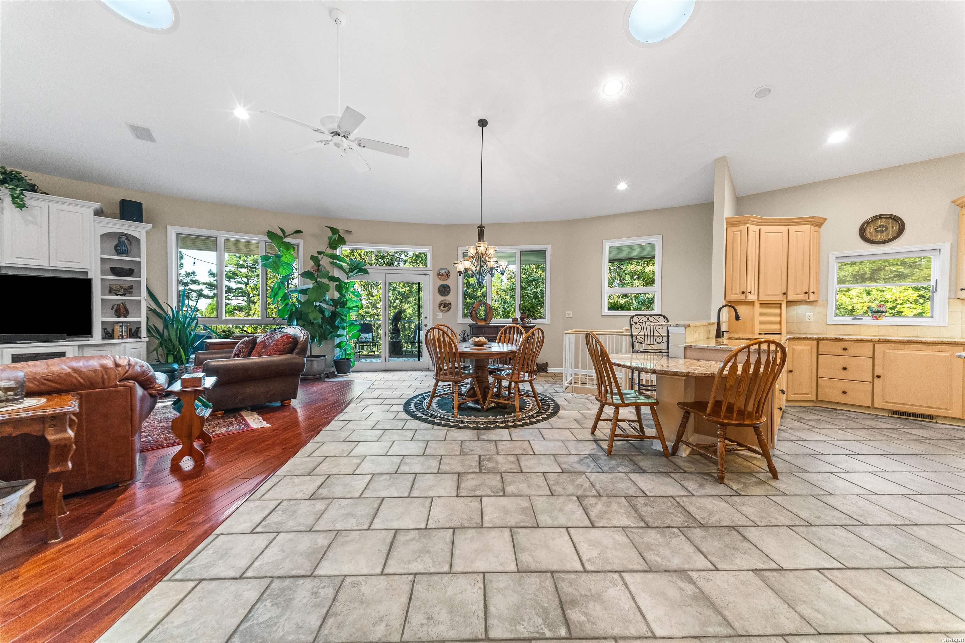 1 Mesero Place Property Photo 17