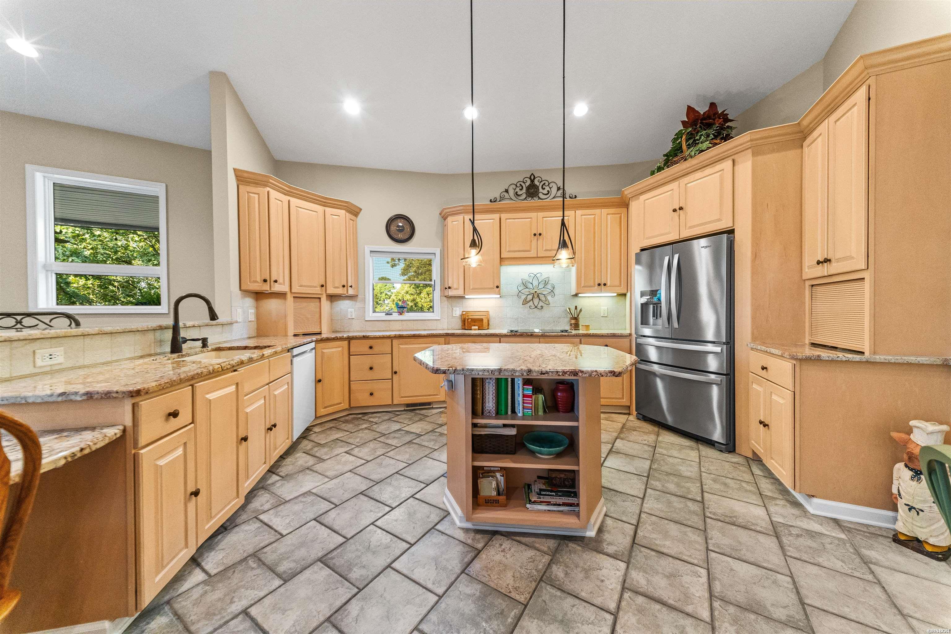 1 Mesero Place Property Photo 19