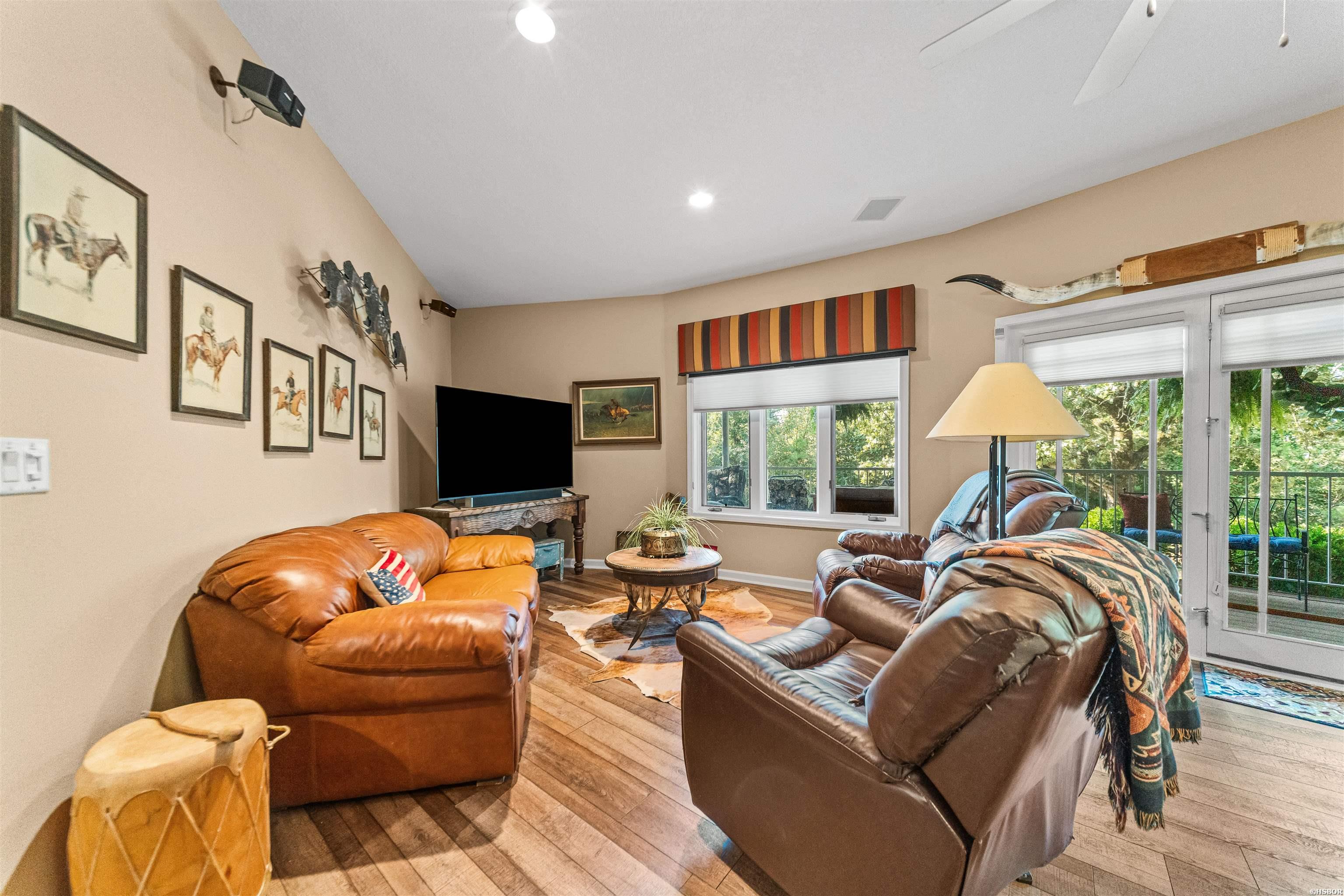 1 Mesero Place Property Photo 32
