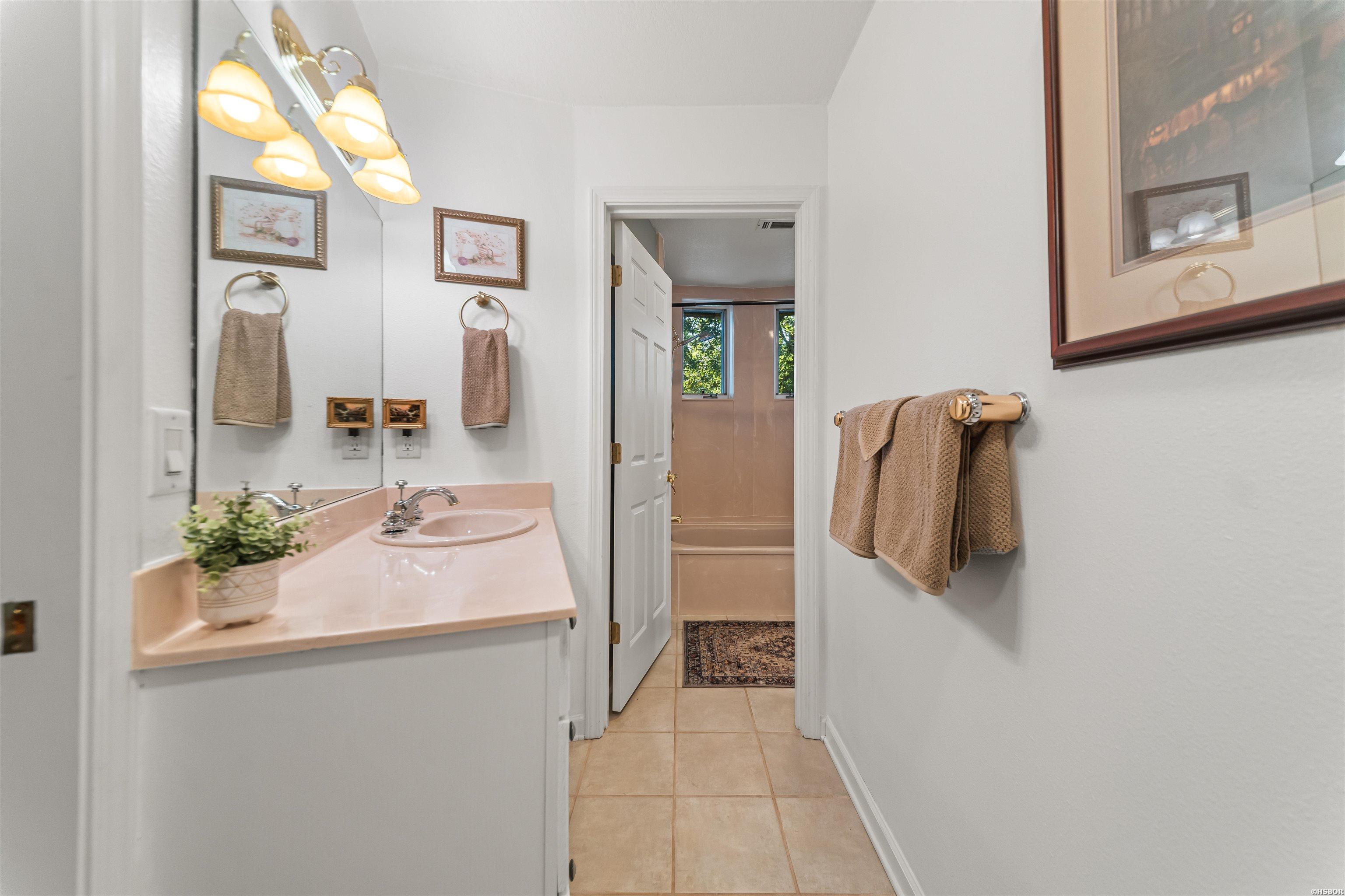 1 Mesero Place Property Photo 37