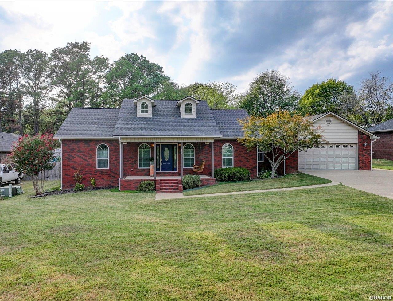 116 WOLFRIDGE Drive Property Photo 1