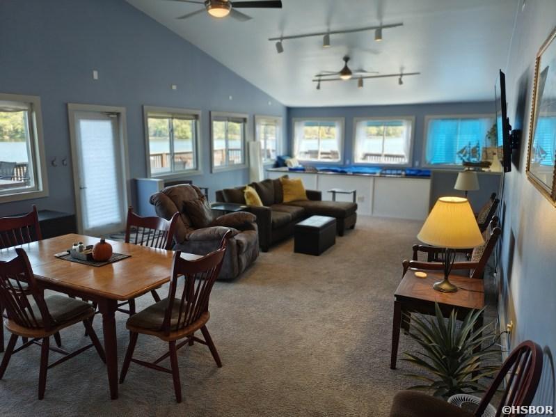 180 Marina Point Property Photo 6