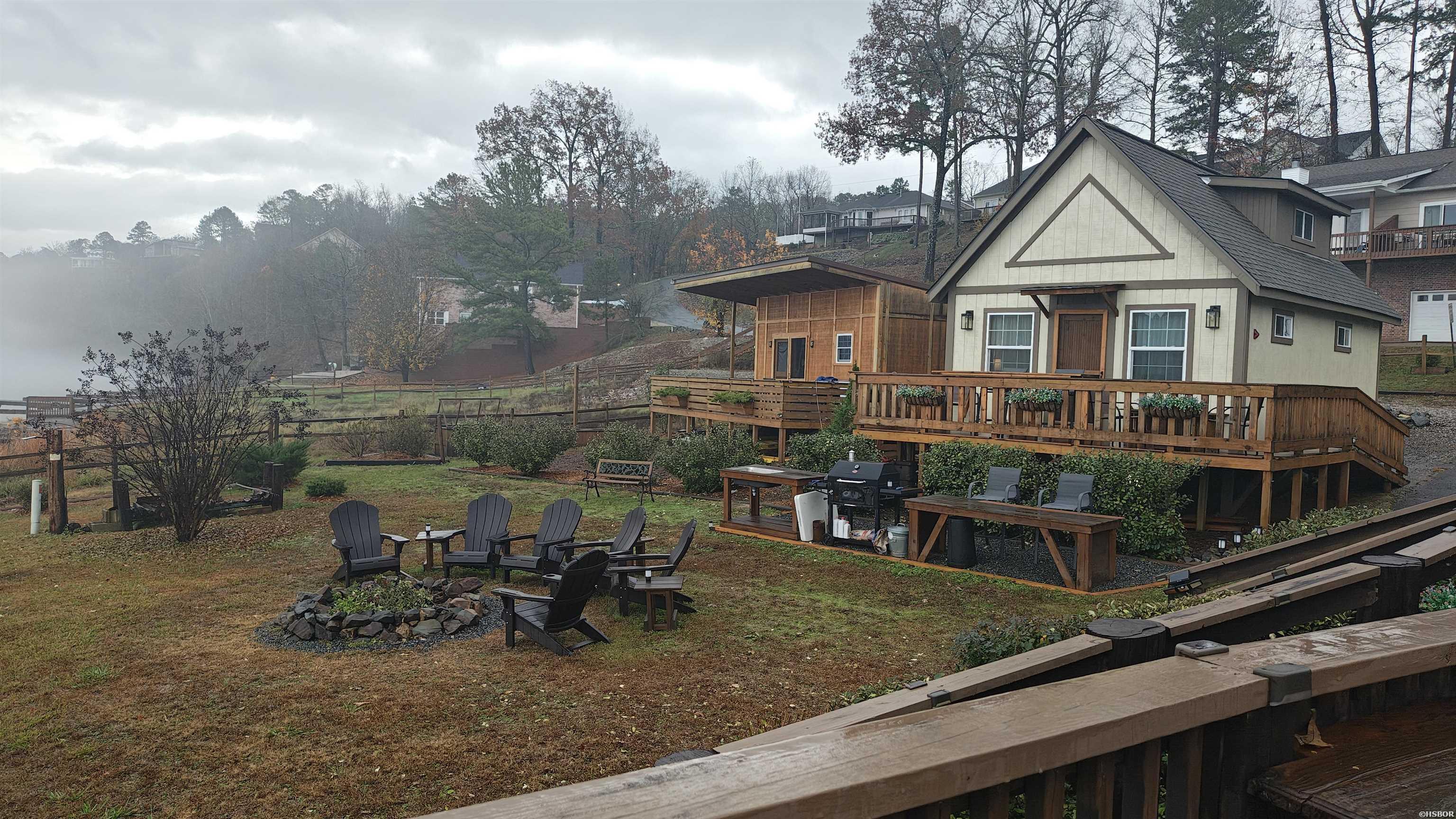 180 Marina Point Property Photo 12