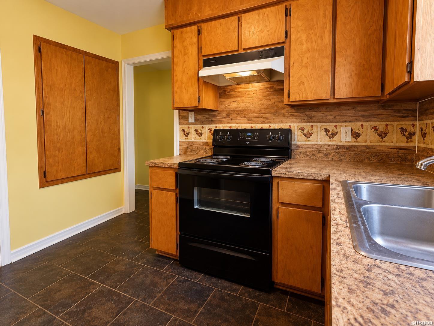 912 Ezell Property Photo 8
