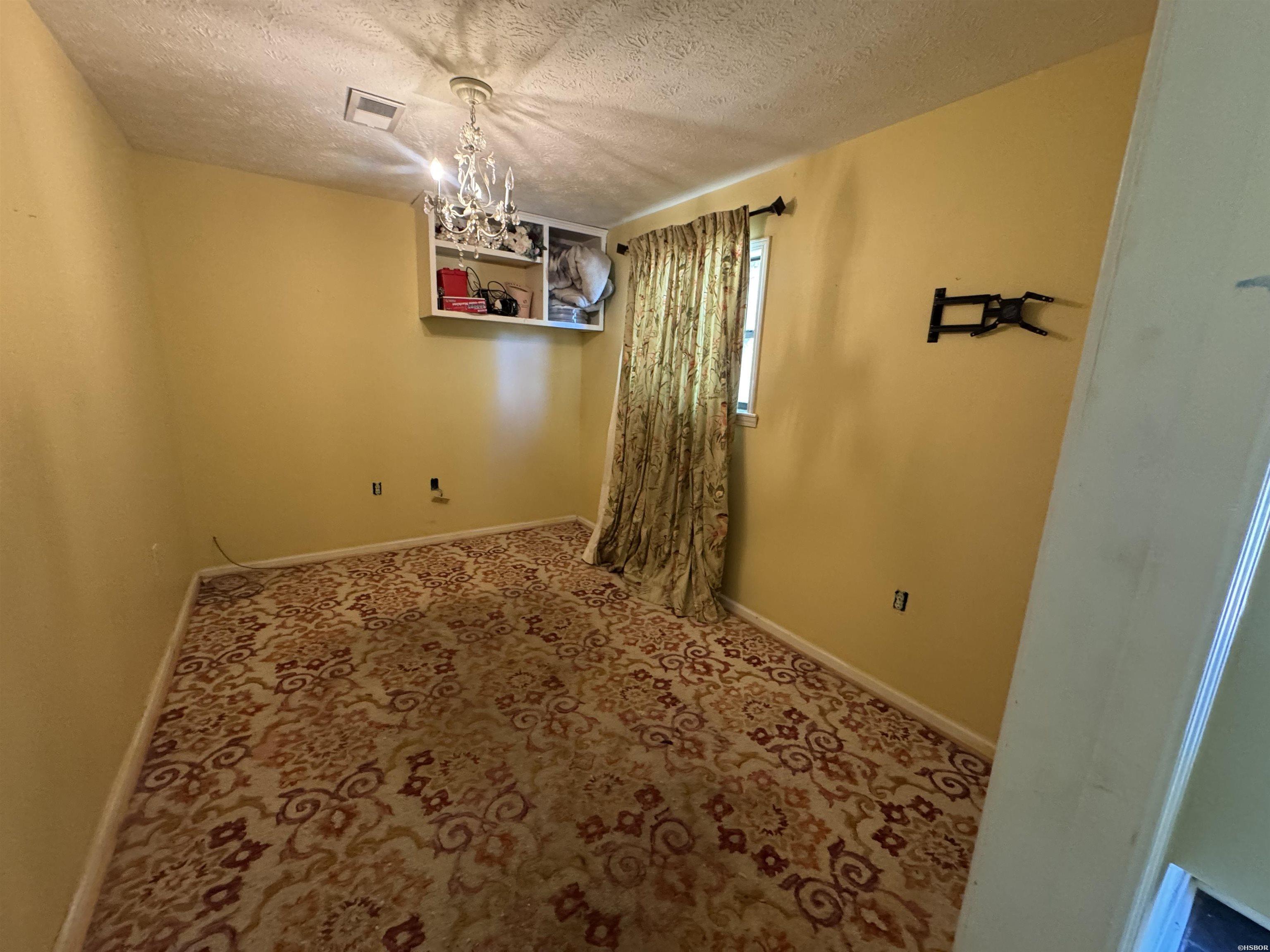 912 Ezell Property Photo 26