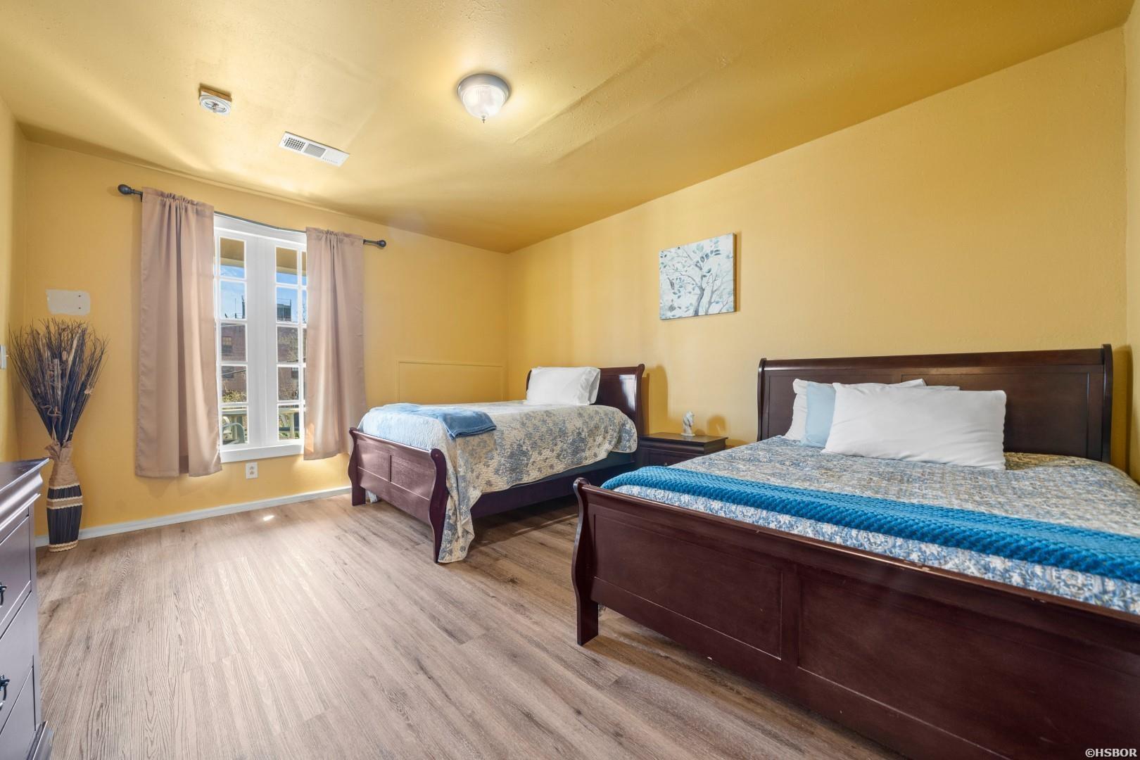 224 Court Street Property Photo 12
