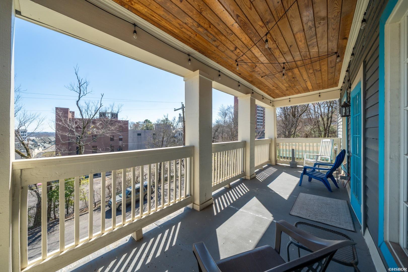 224 Court Street Property Photo 34