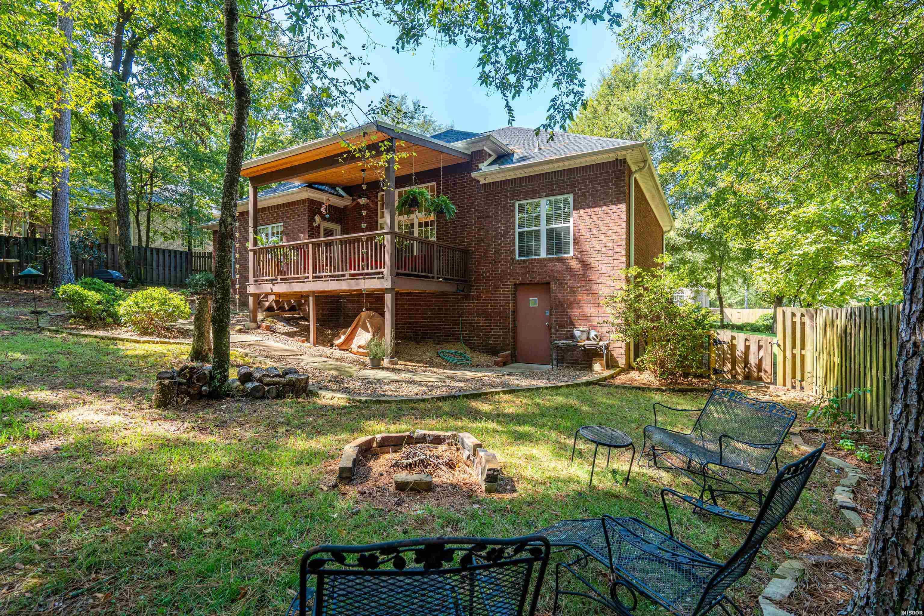 105 Covington Right Property Photo 34