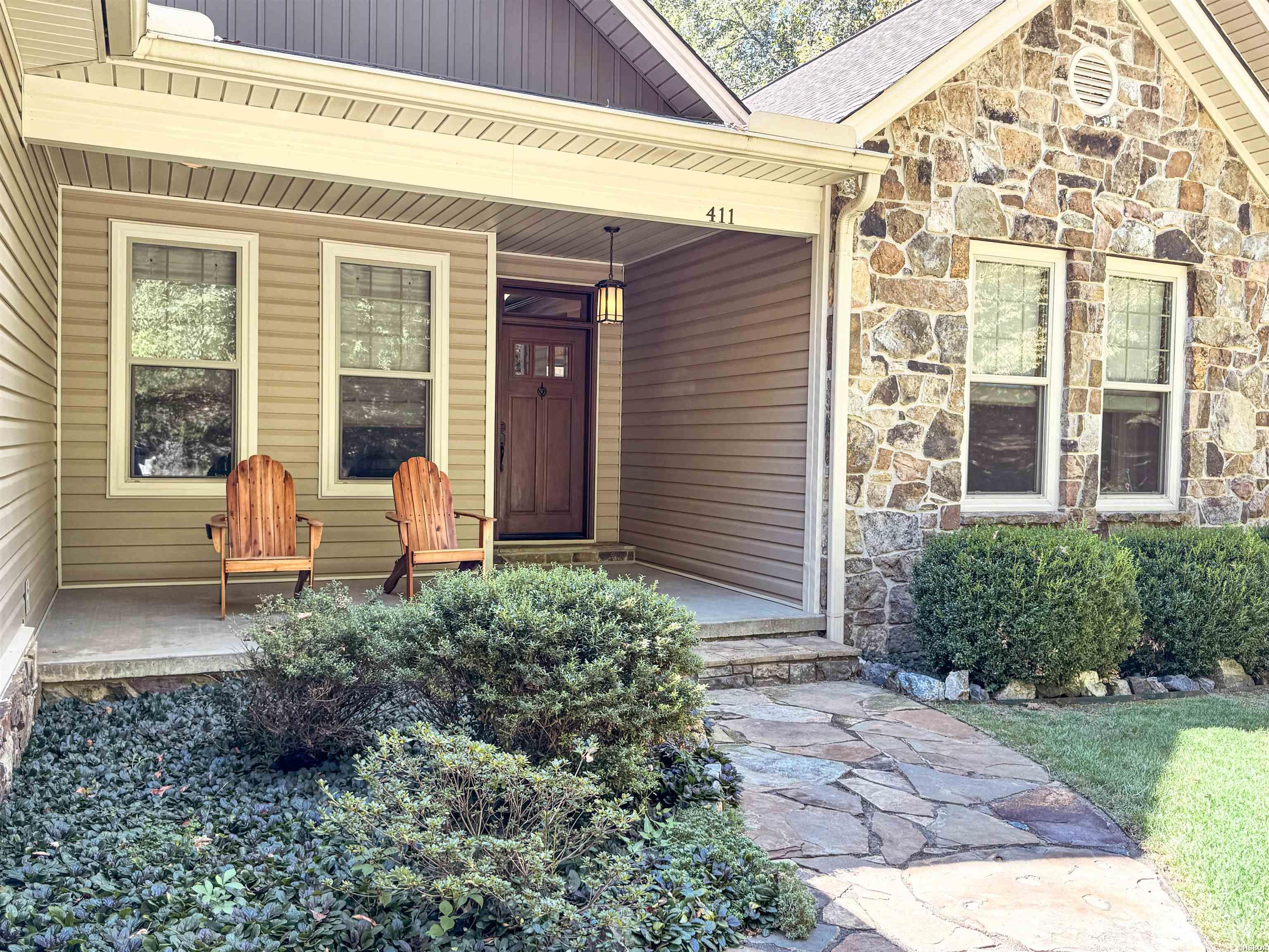 411 Waterfall Lane Property Photo 6