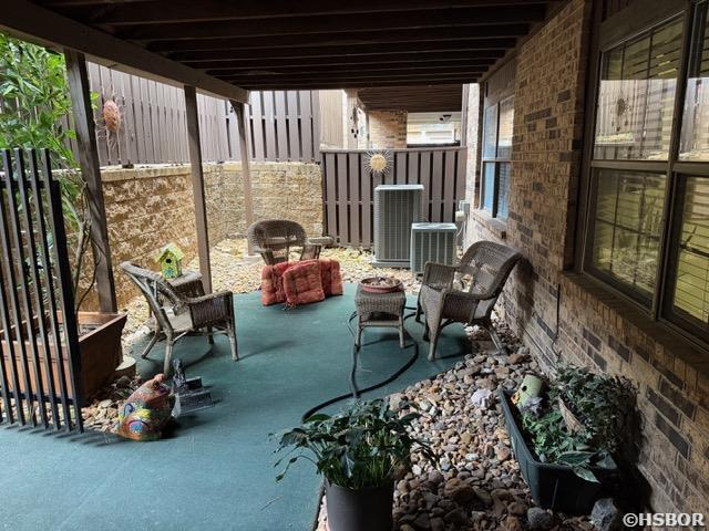 210 Carl Drive Property Photo 2