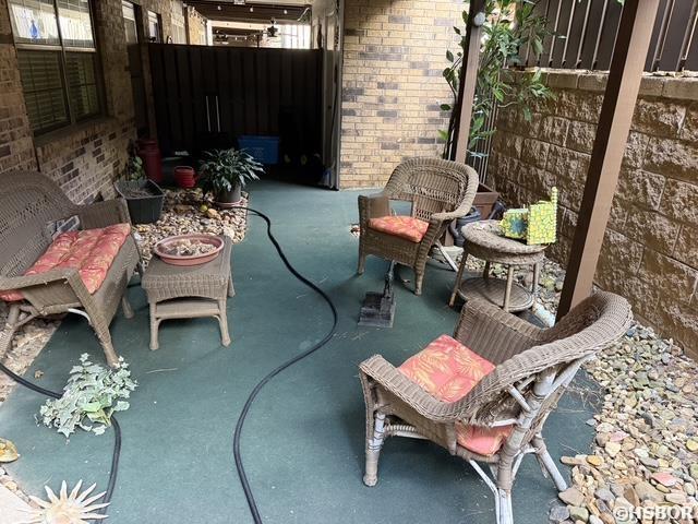 210 Carl Drive Property Photo 3