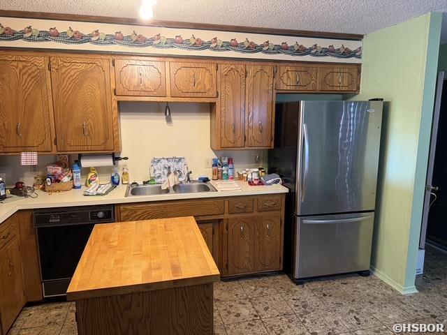 210 Carl Drive Property Photo 6