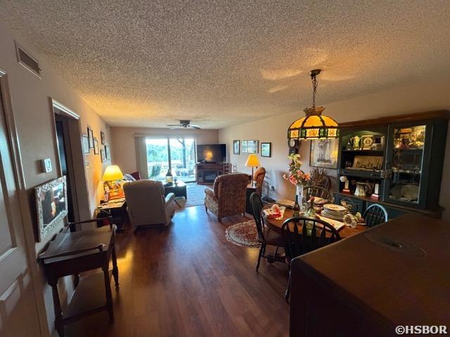 210 Carl Drive Property Photo 8